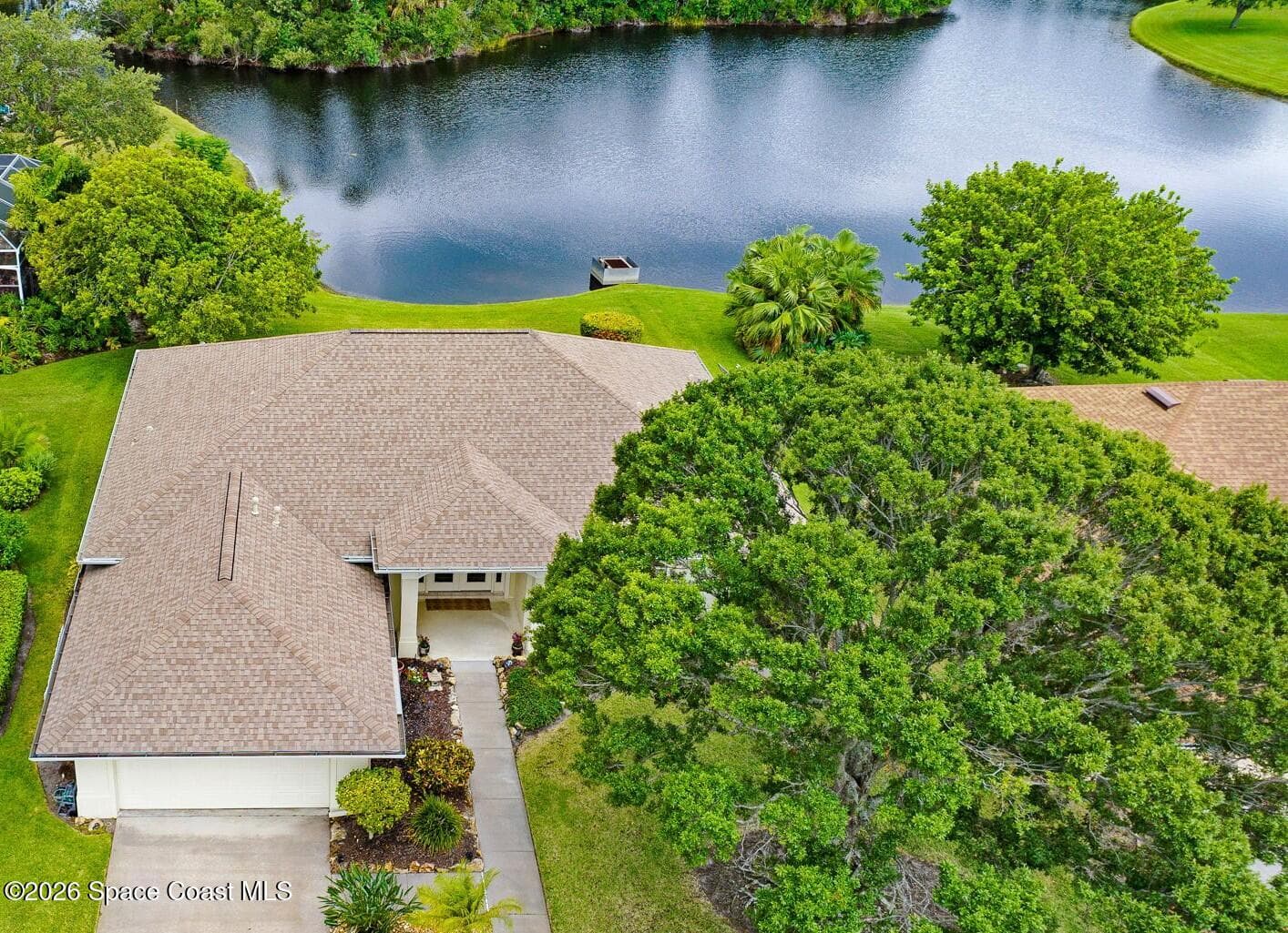 5731 Herons Landing Drive photo 1