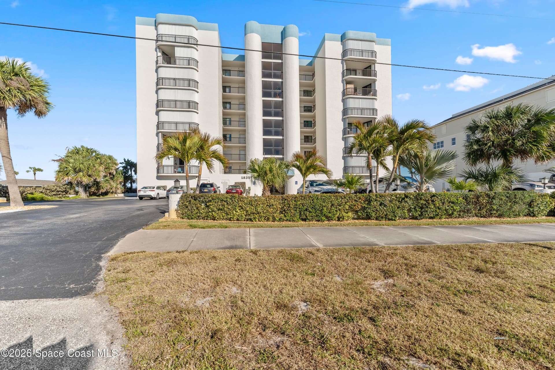 1835 S Atlantic Avenue 301 photo 1