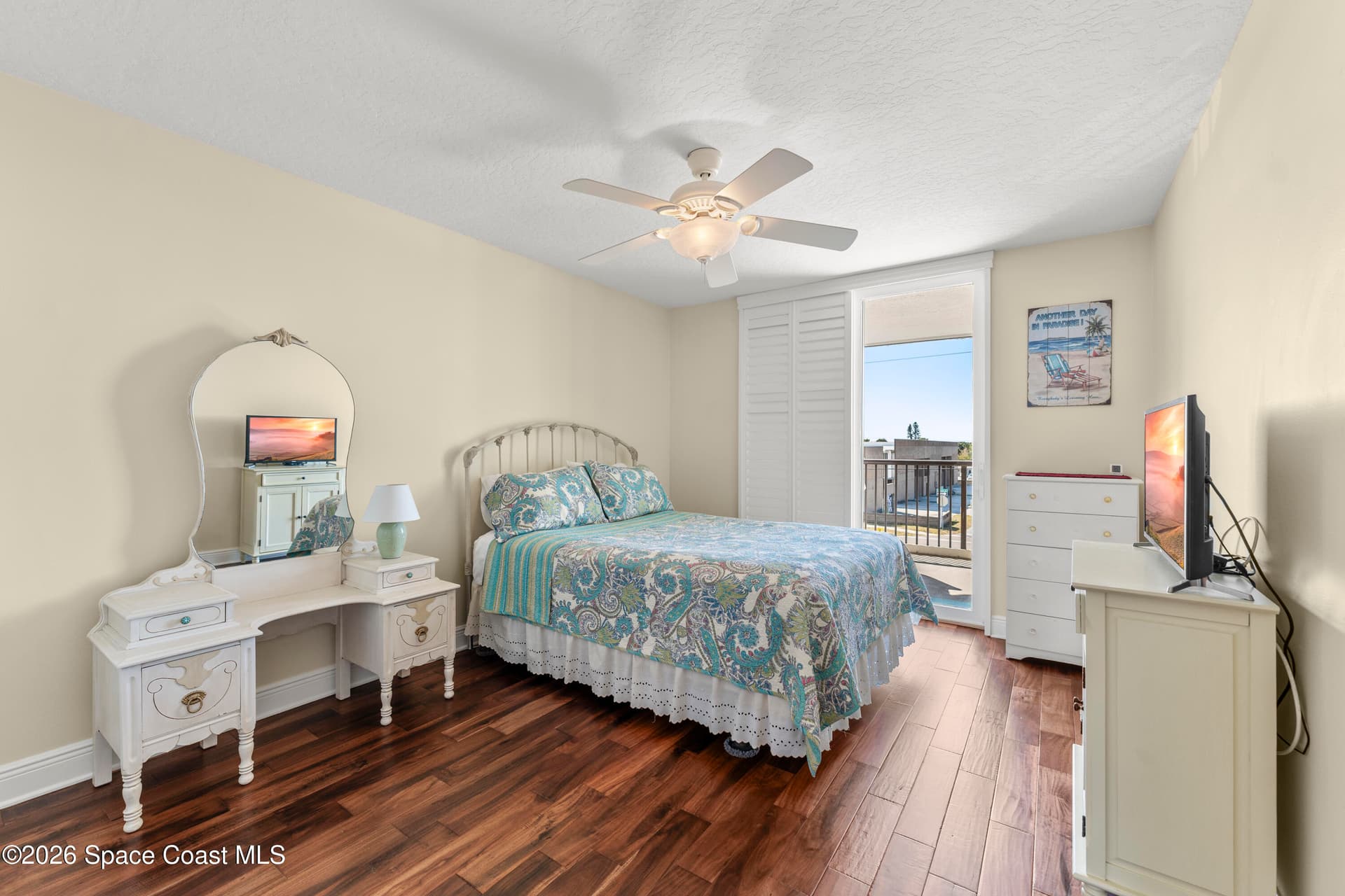 1835 S Atlantic Avenue 301 photo 7