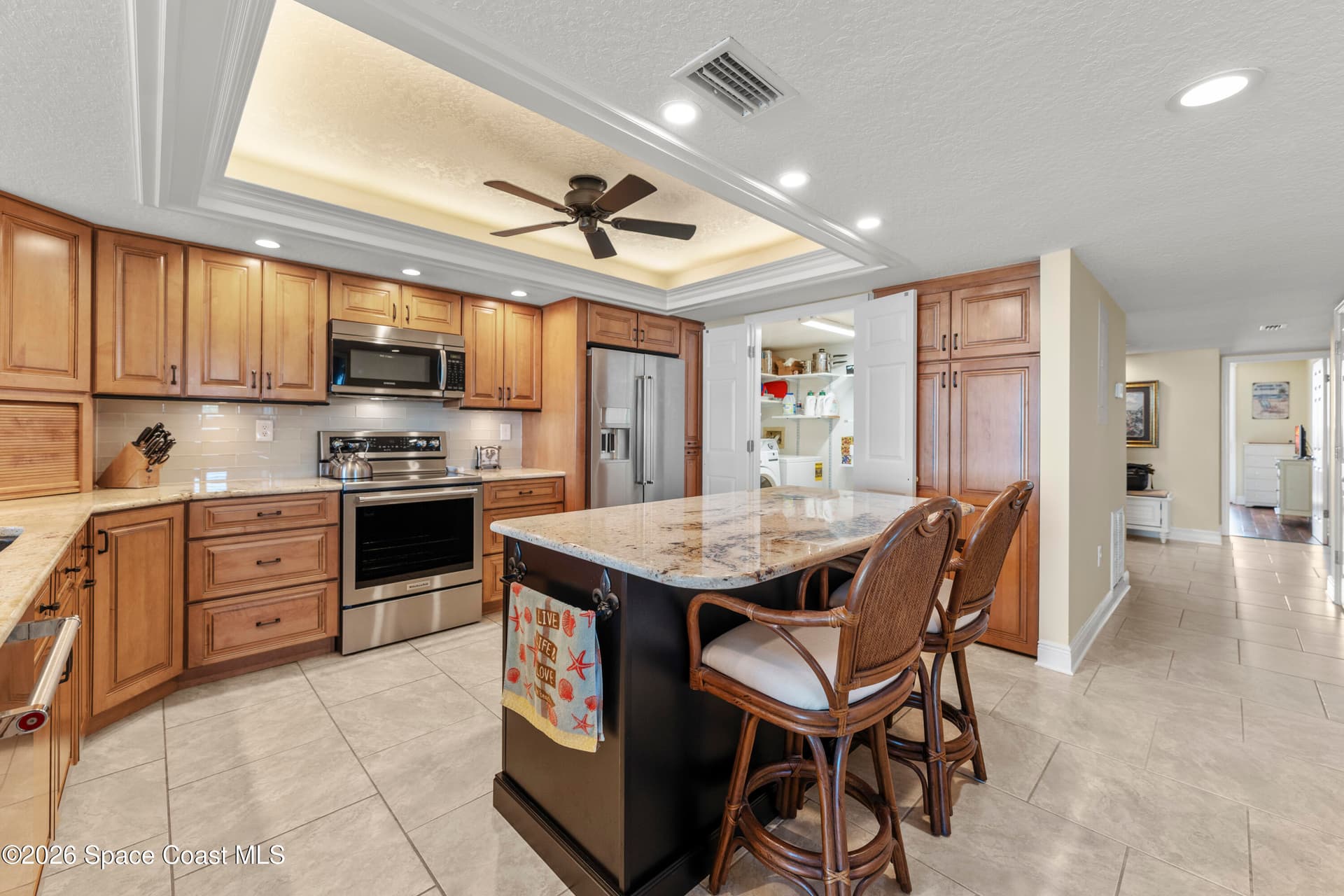 1835 S Atlantic Avenue 301 photo 17