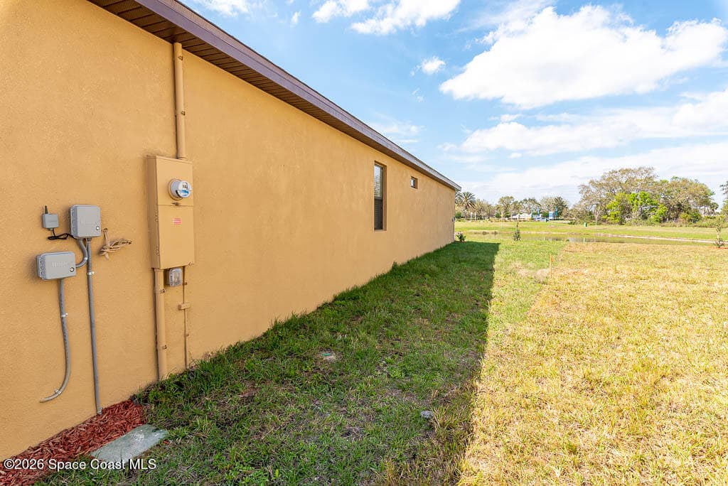 1863 Farmhouse Road SE photo 9