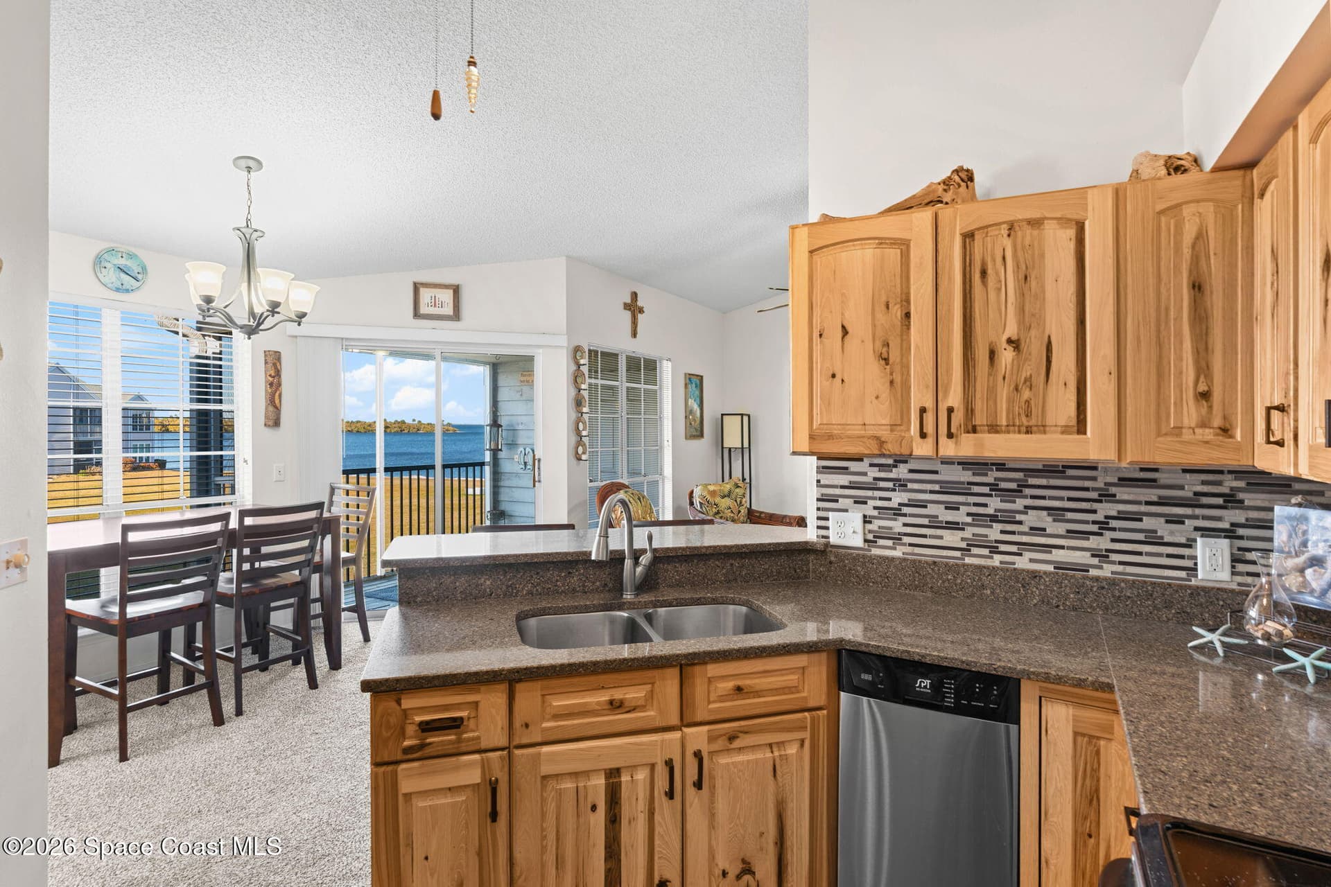 7350 N Highway 1 201 photo 4
