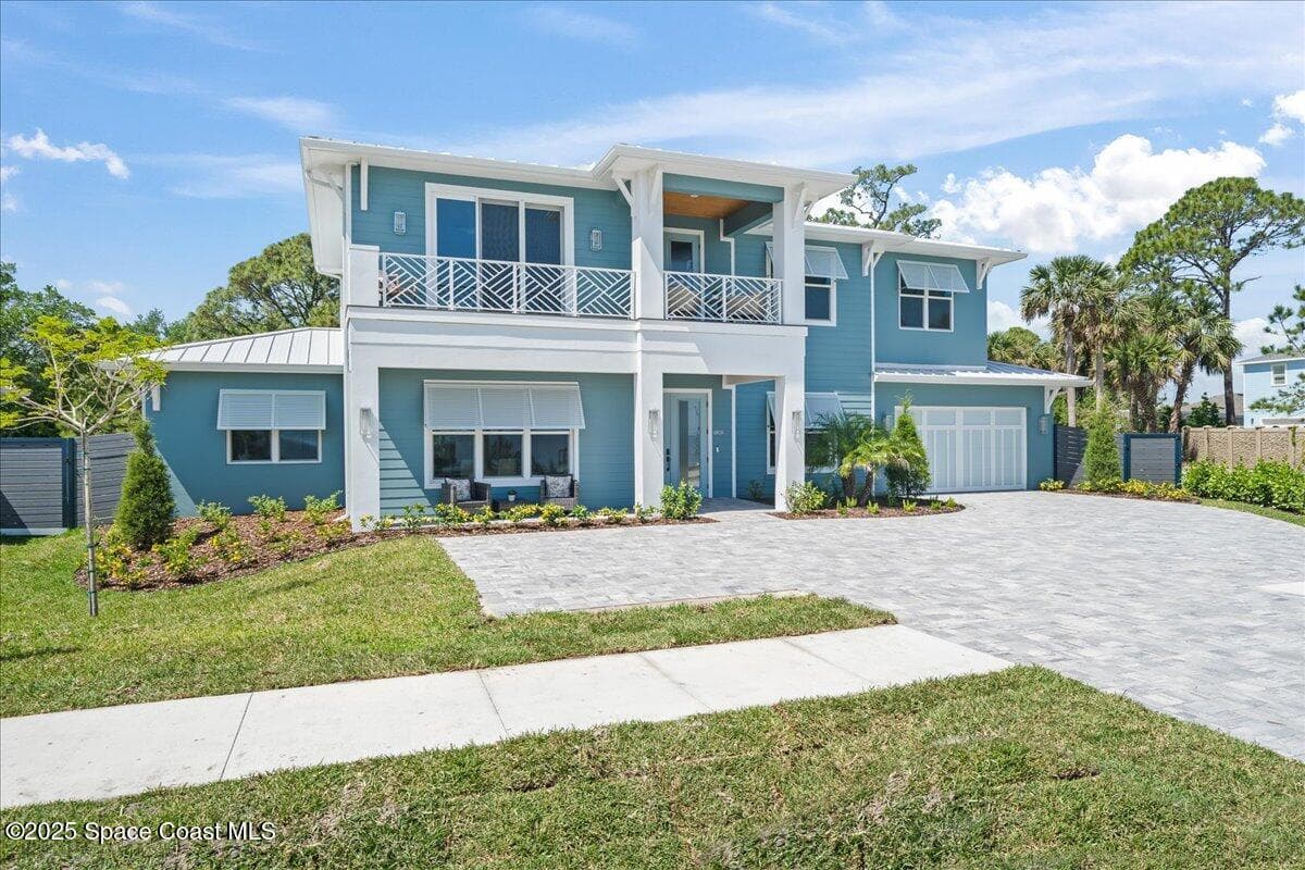 5302 Riveredge Drive photo 3