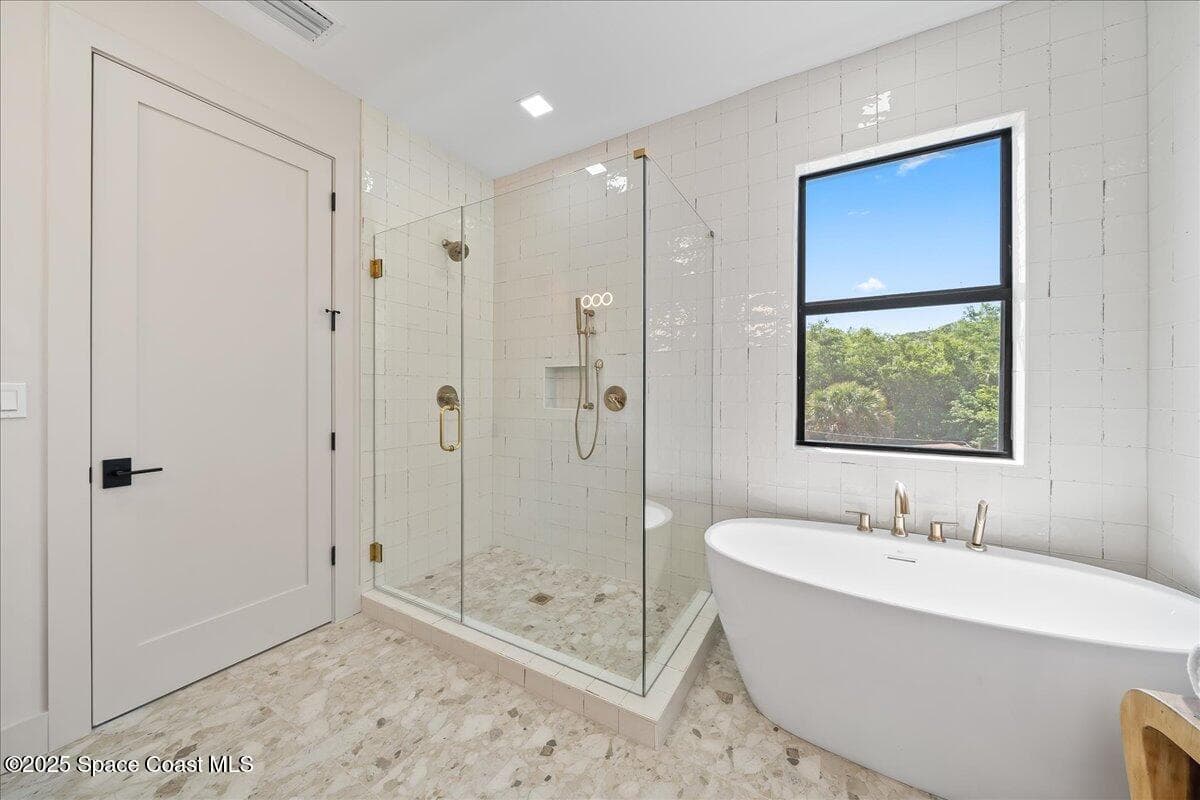 5306 Riveredge Drive photo 22
