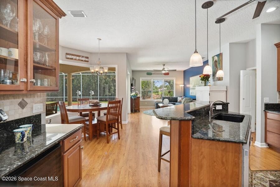 2025 Sykes Creek Drive photo 10