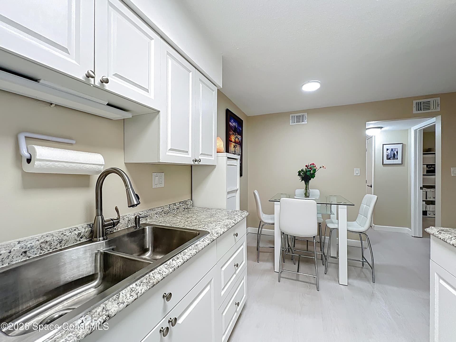 190 E Olmstead Drive F8 photo 14