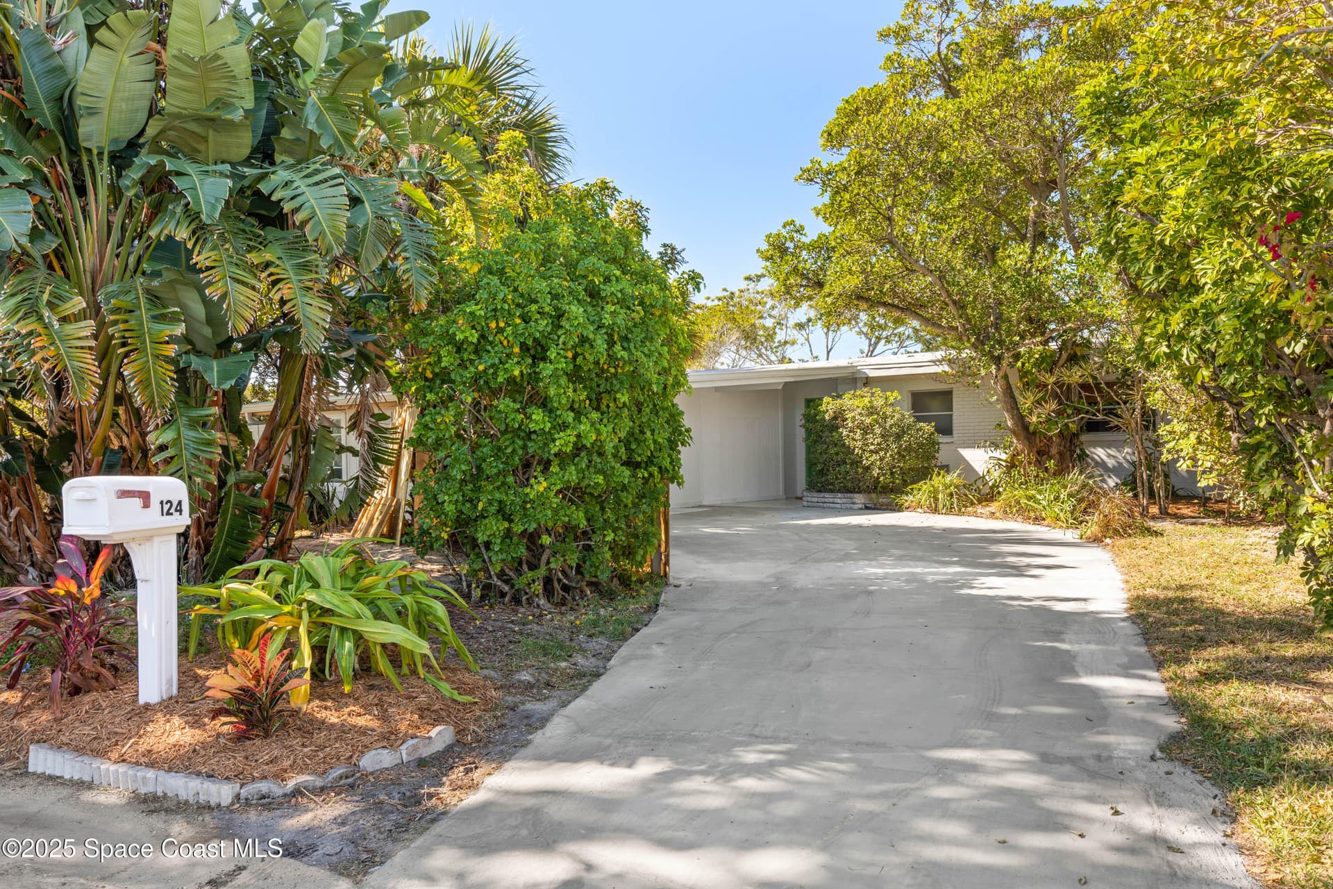 124 Aucila Road photo 1
