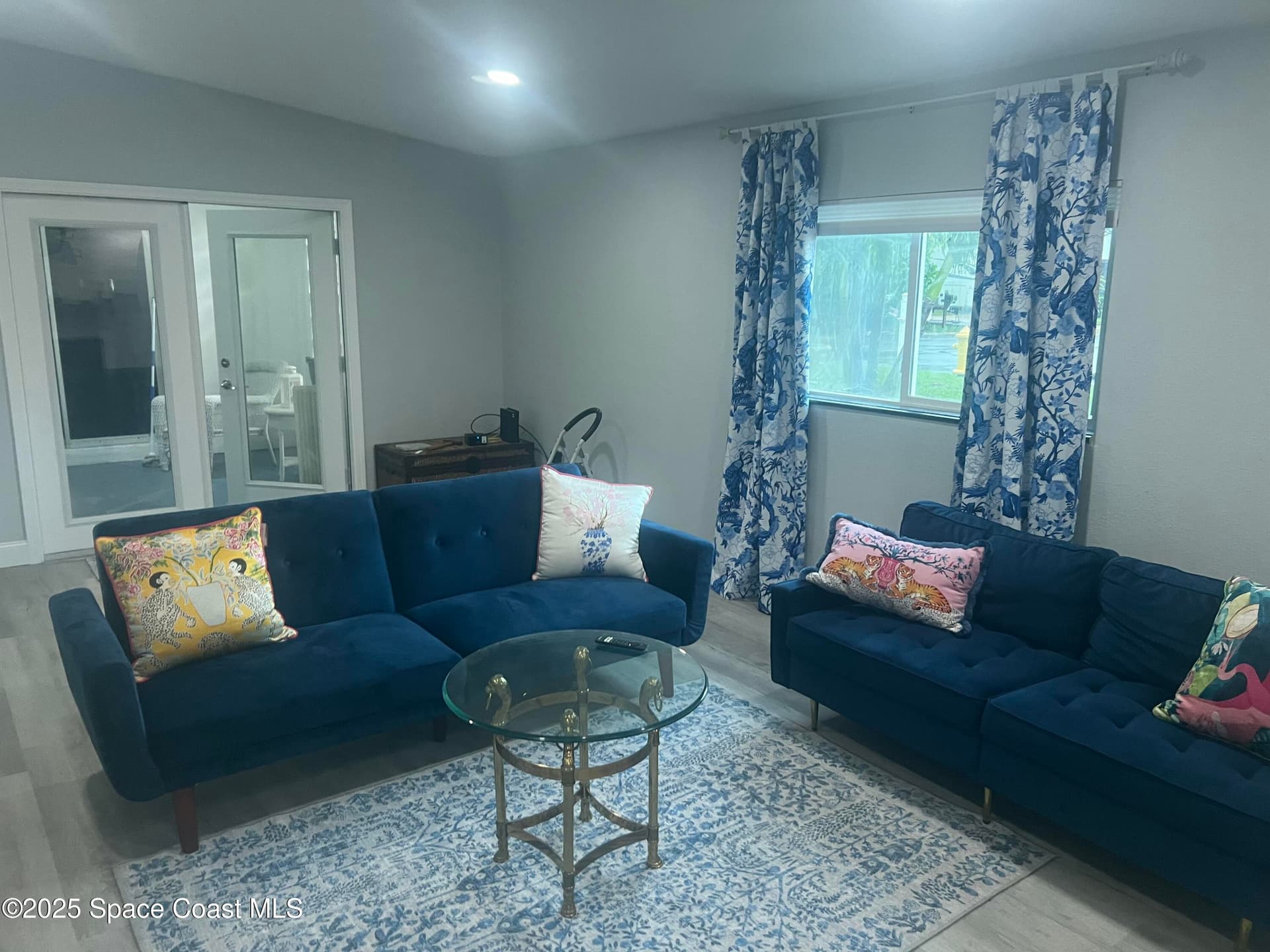 345 S Point Court photo 9