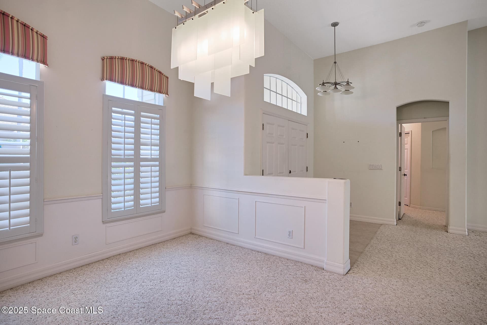 5357 Solway Drive photo 6