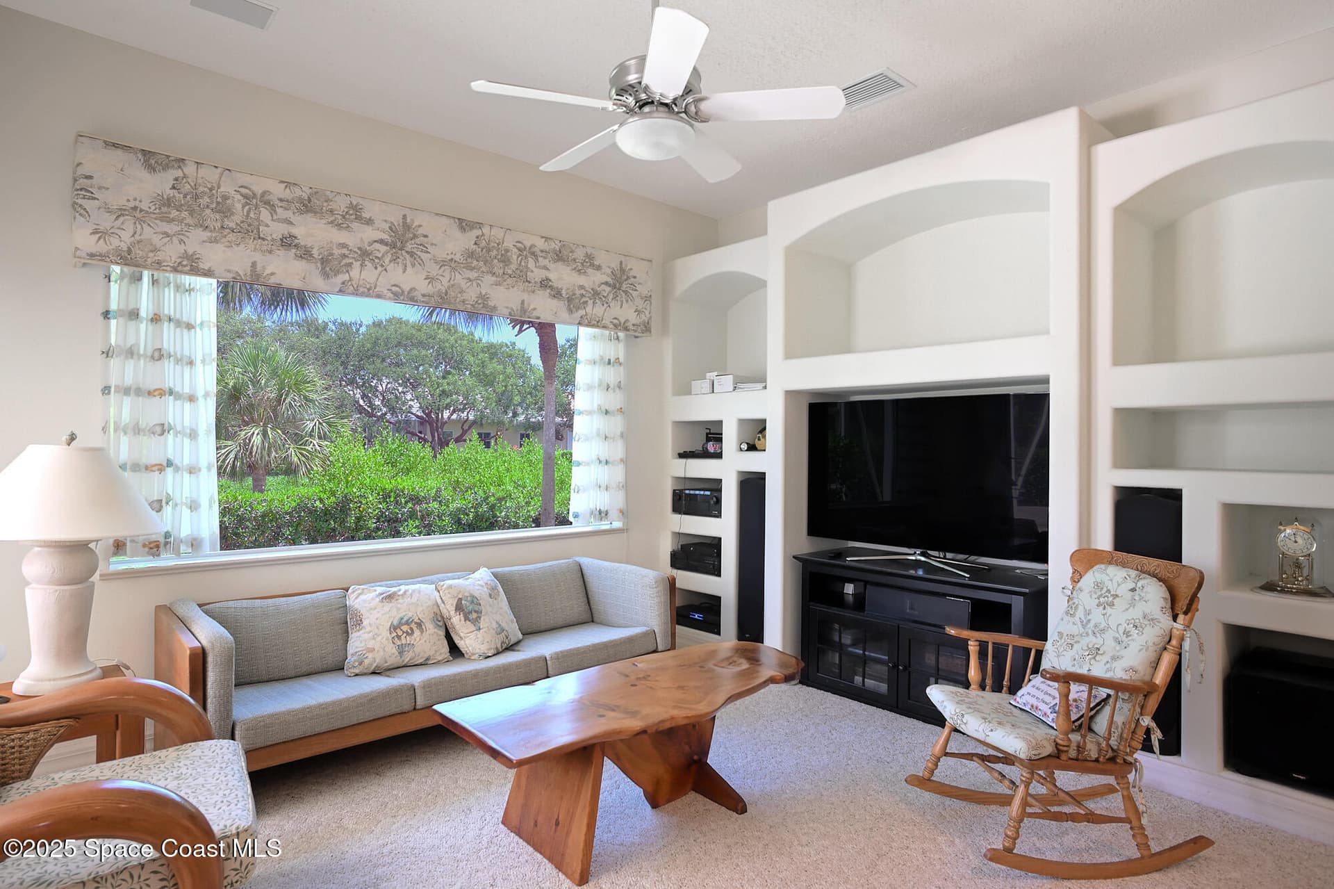 5357 Solway Drive photo 9
