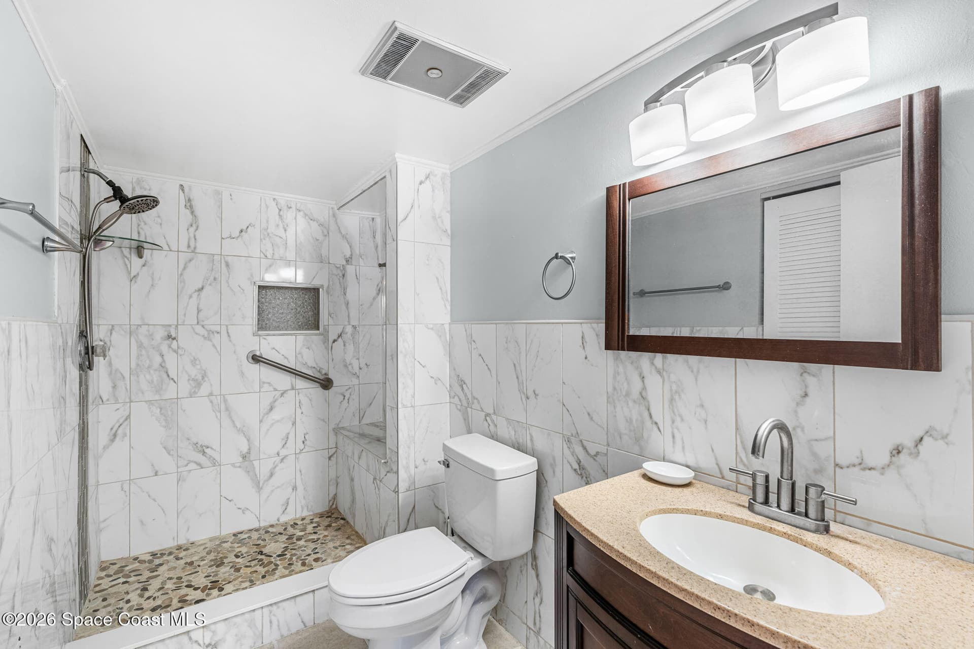 2727 N Wickham Road 8-101 photo 22