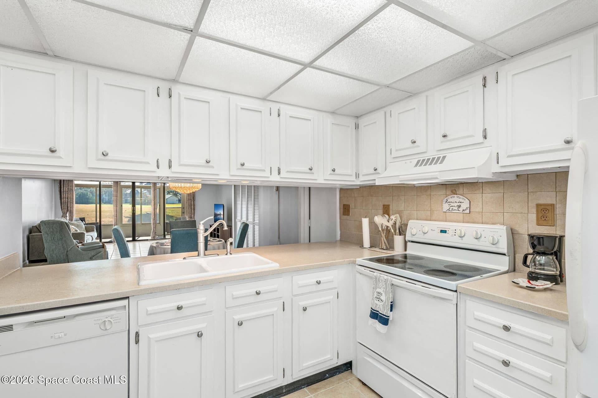 2727 N Wickham Road 8-101 photo 16