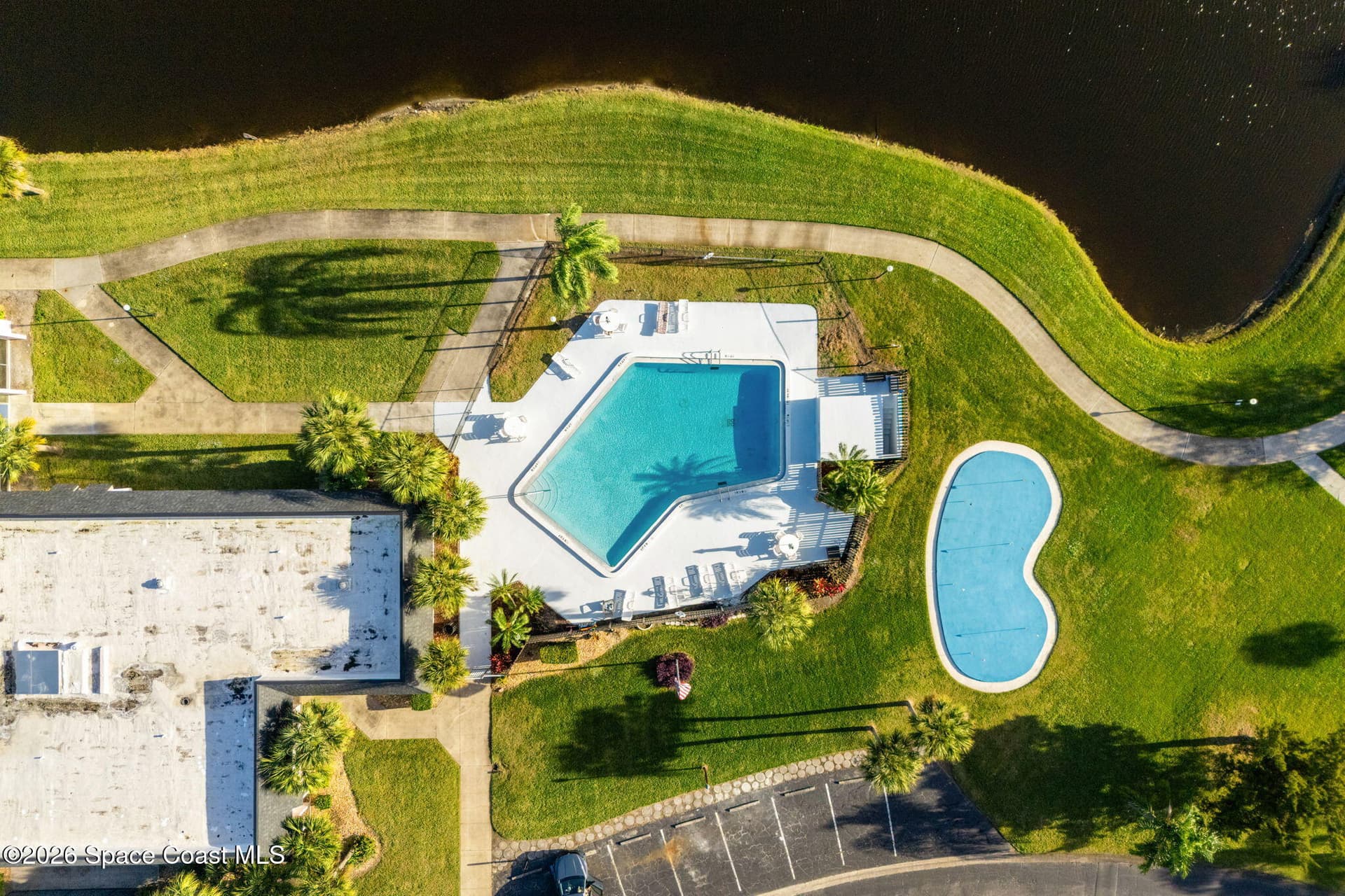 2727 N Wickham Road 8-101 photo 4