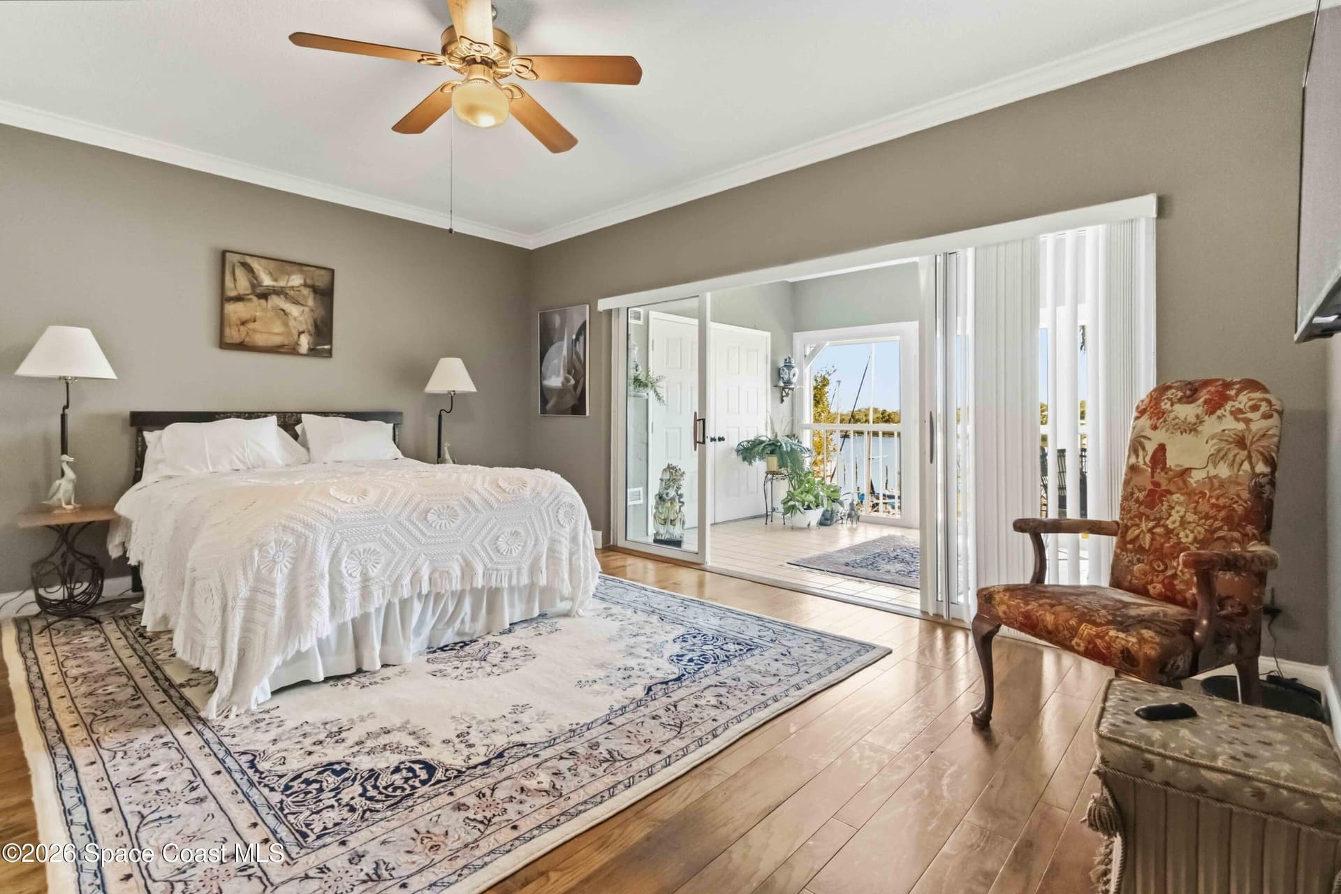 905 N Harbor City Boulevard 204 photo 22