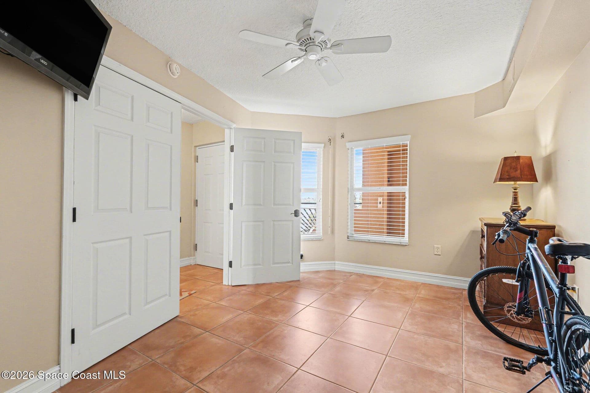 8470 Ridgewood Avenue 502 photo 20