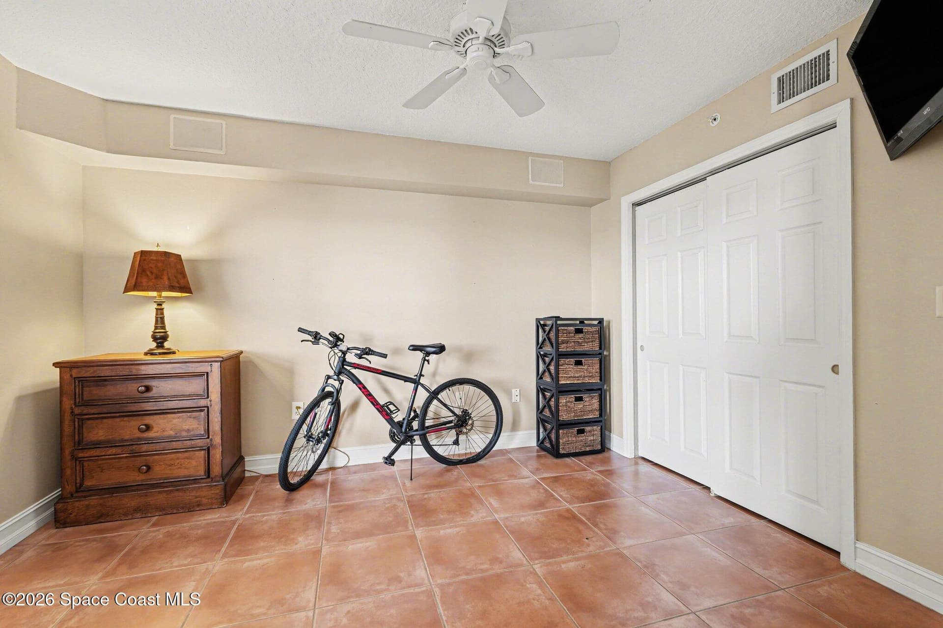 8470 Ridgewood Avenue 502 photo 21