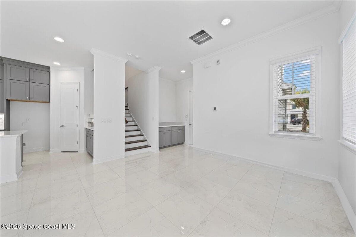 425 Marquesa Circle photo 12