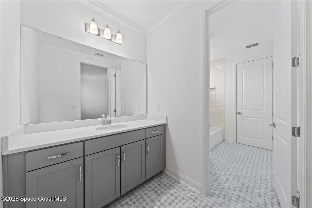 425 Marquesa Circle photo 22