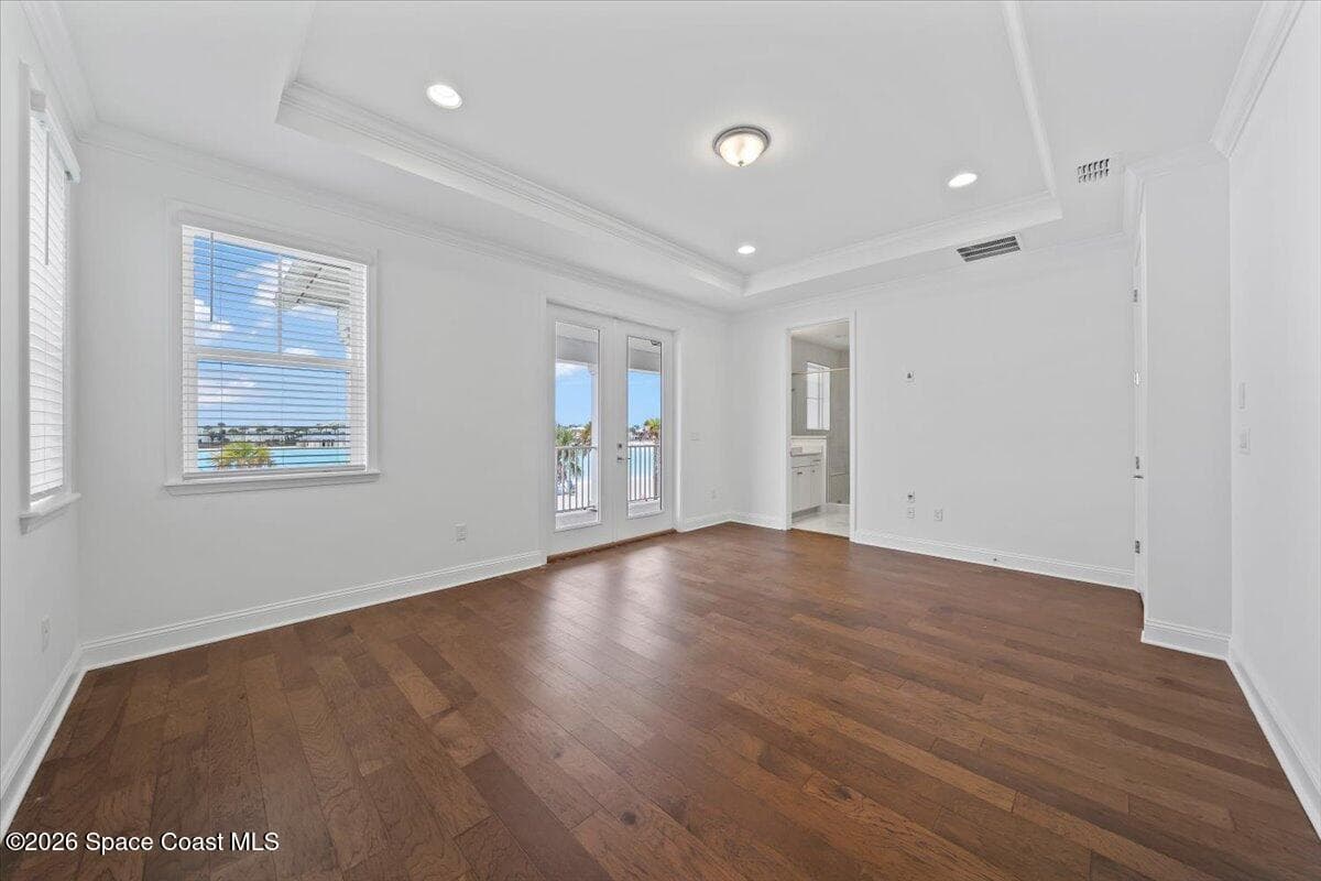 425 Marquesa Circle photo 17