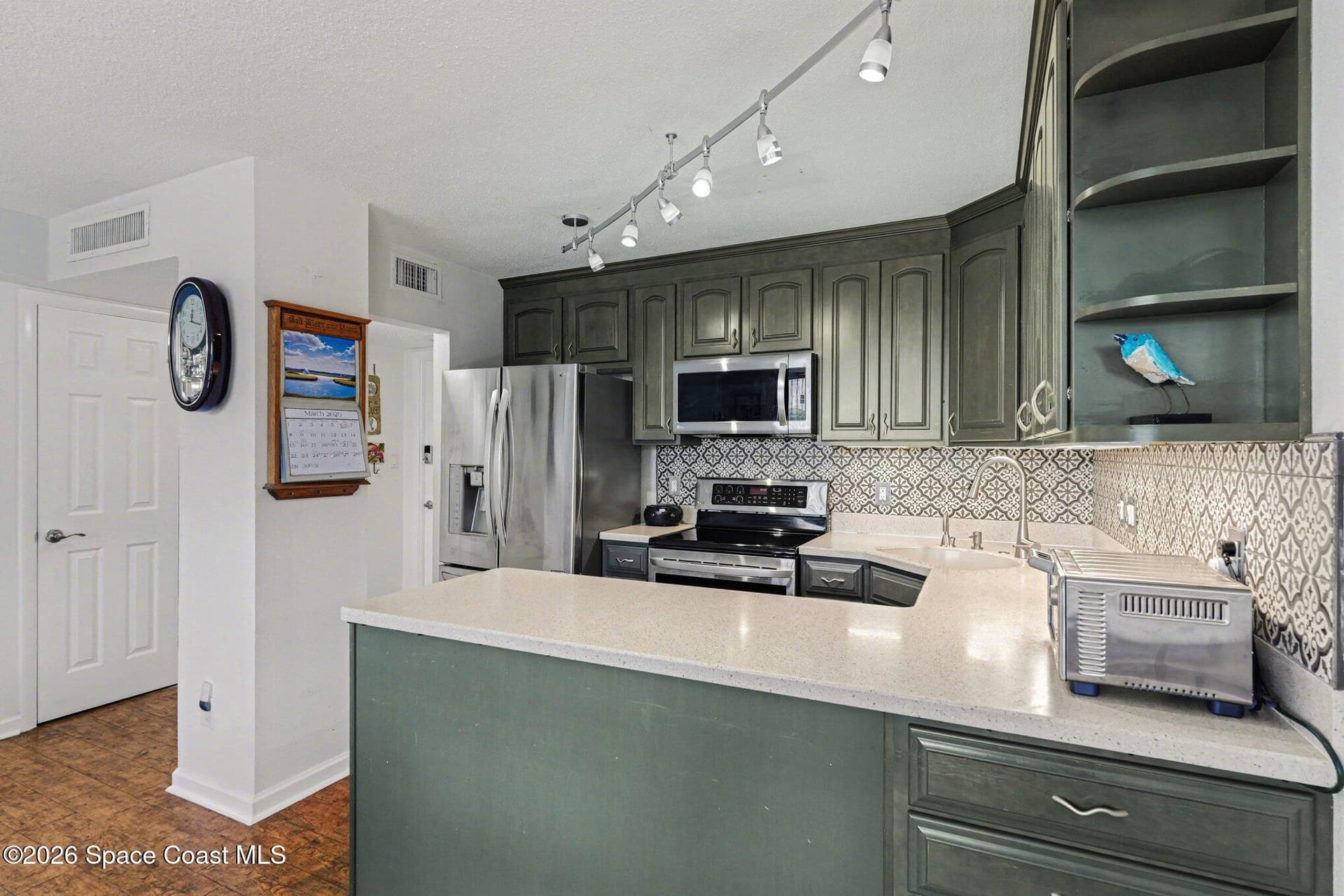 2020 N Atlantic Avenue 617-S photo 4