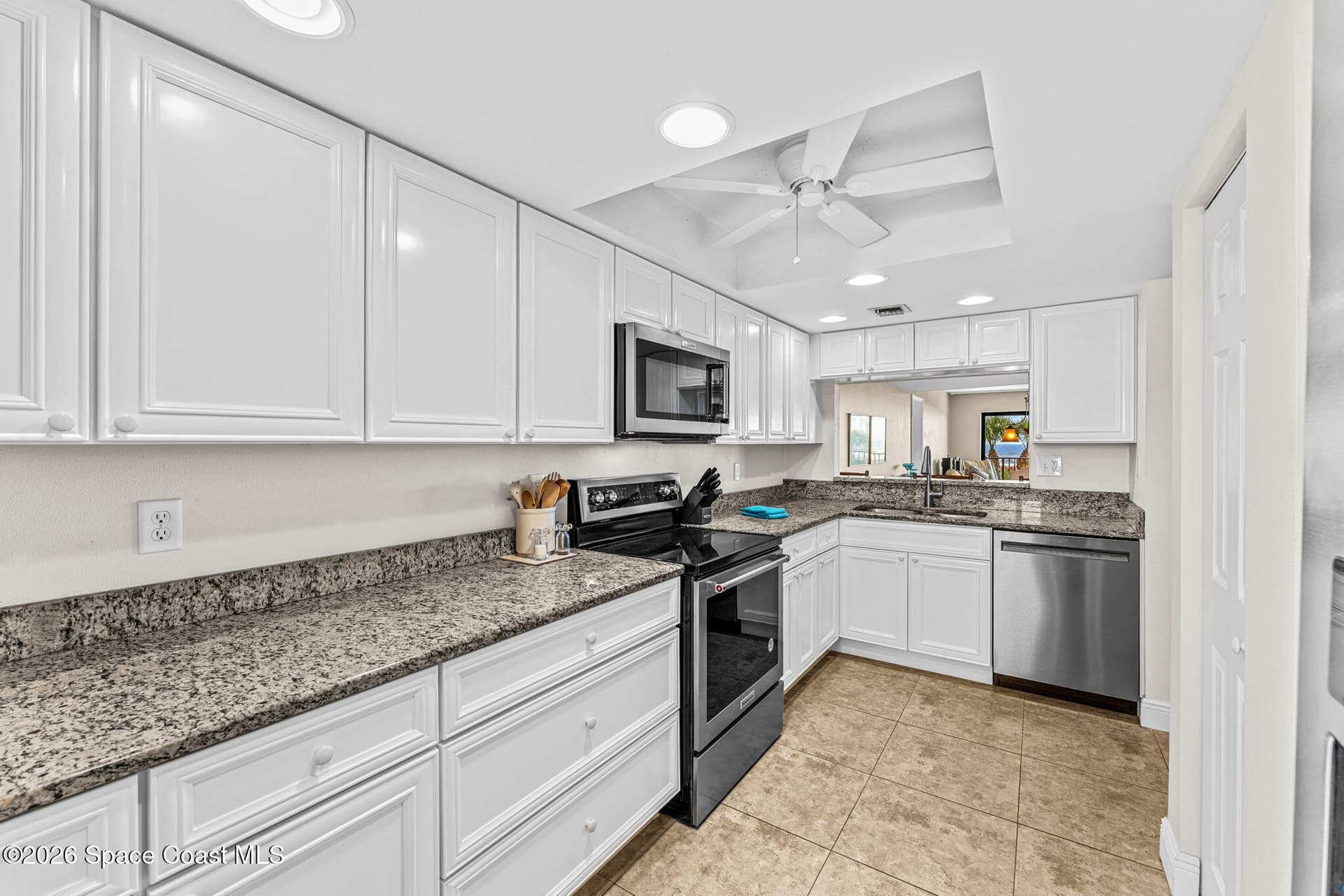 3170 N Atlantic Avenue 202 photo 11