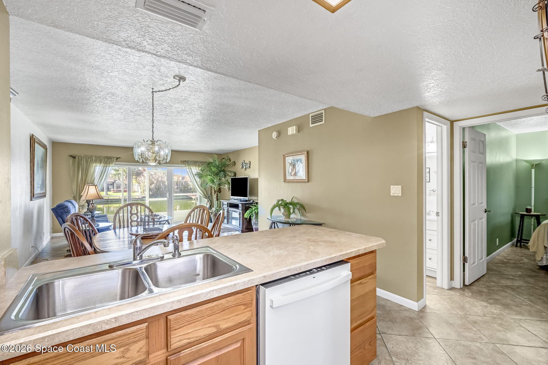 1595 N Atlantic Avenue 110 photo 11