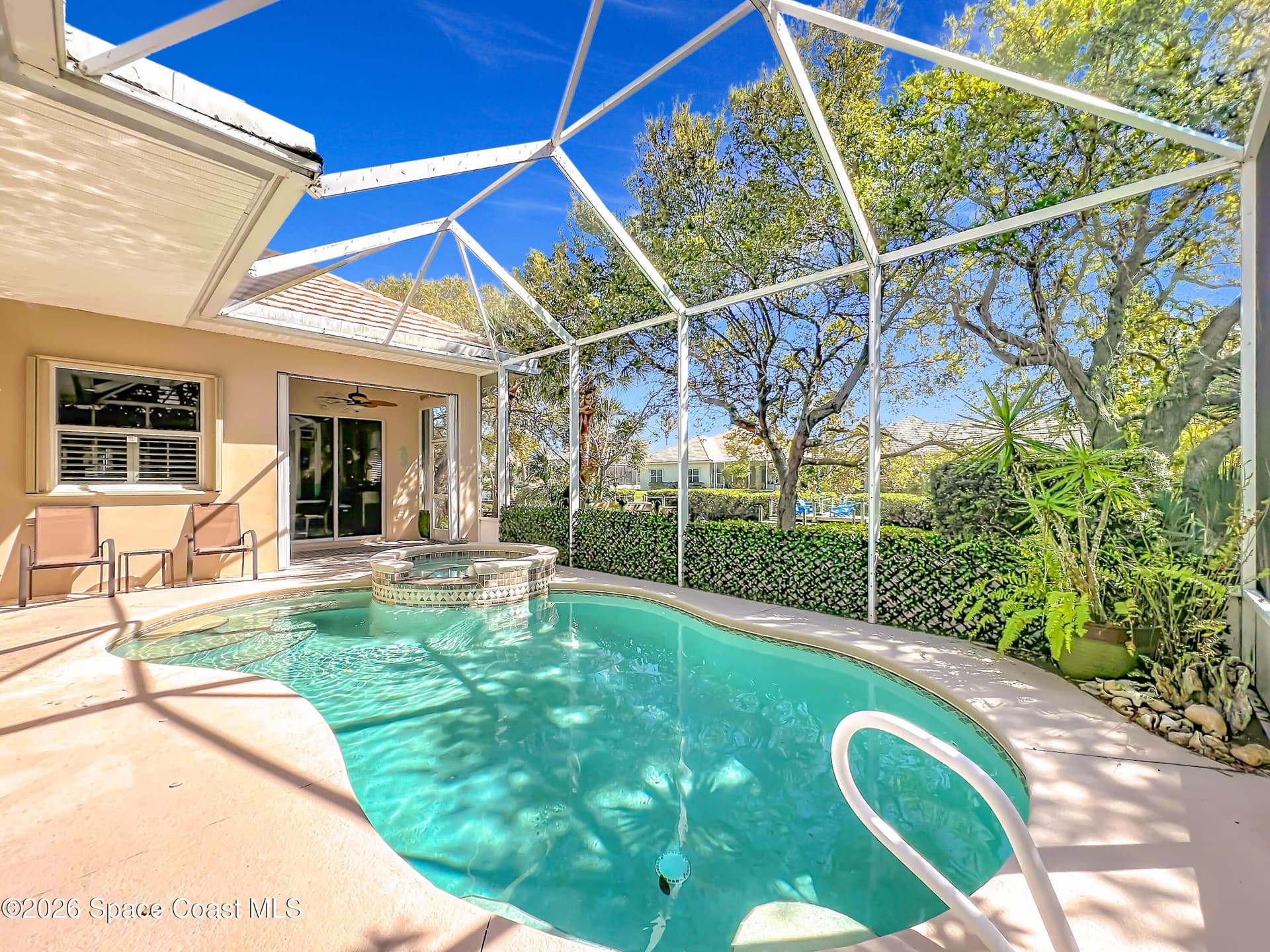 383 Pentland Drive photo 6