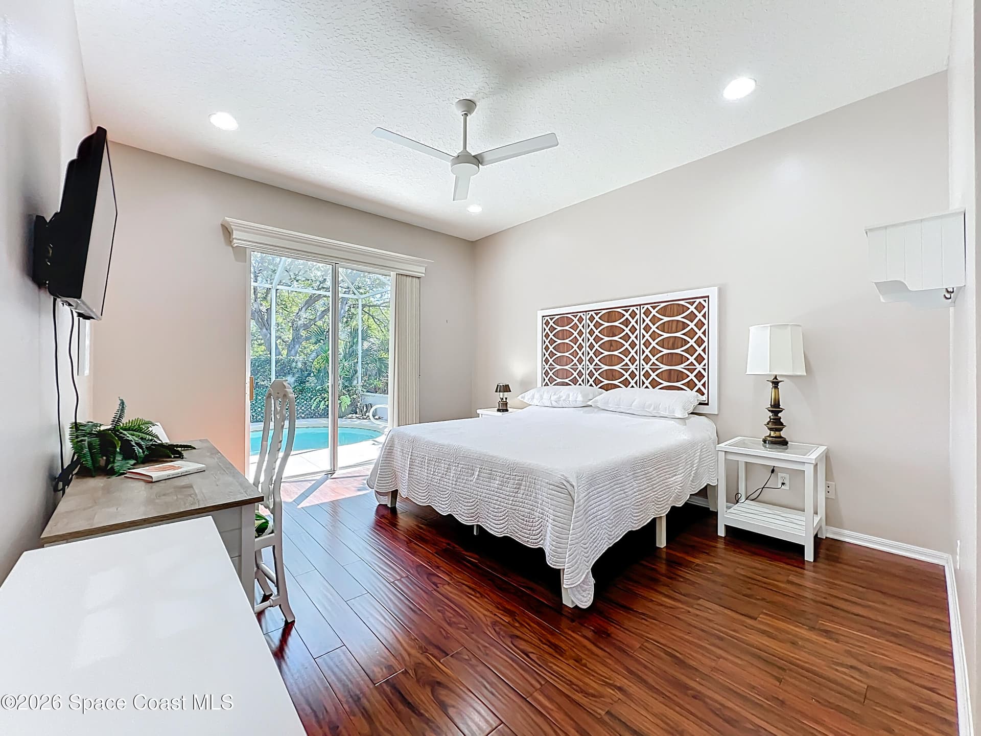 383 Pentland Drive photo 24