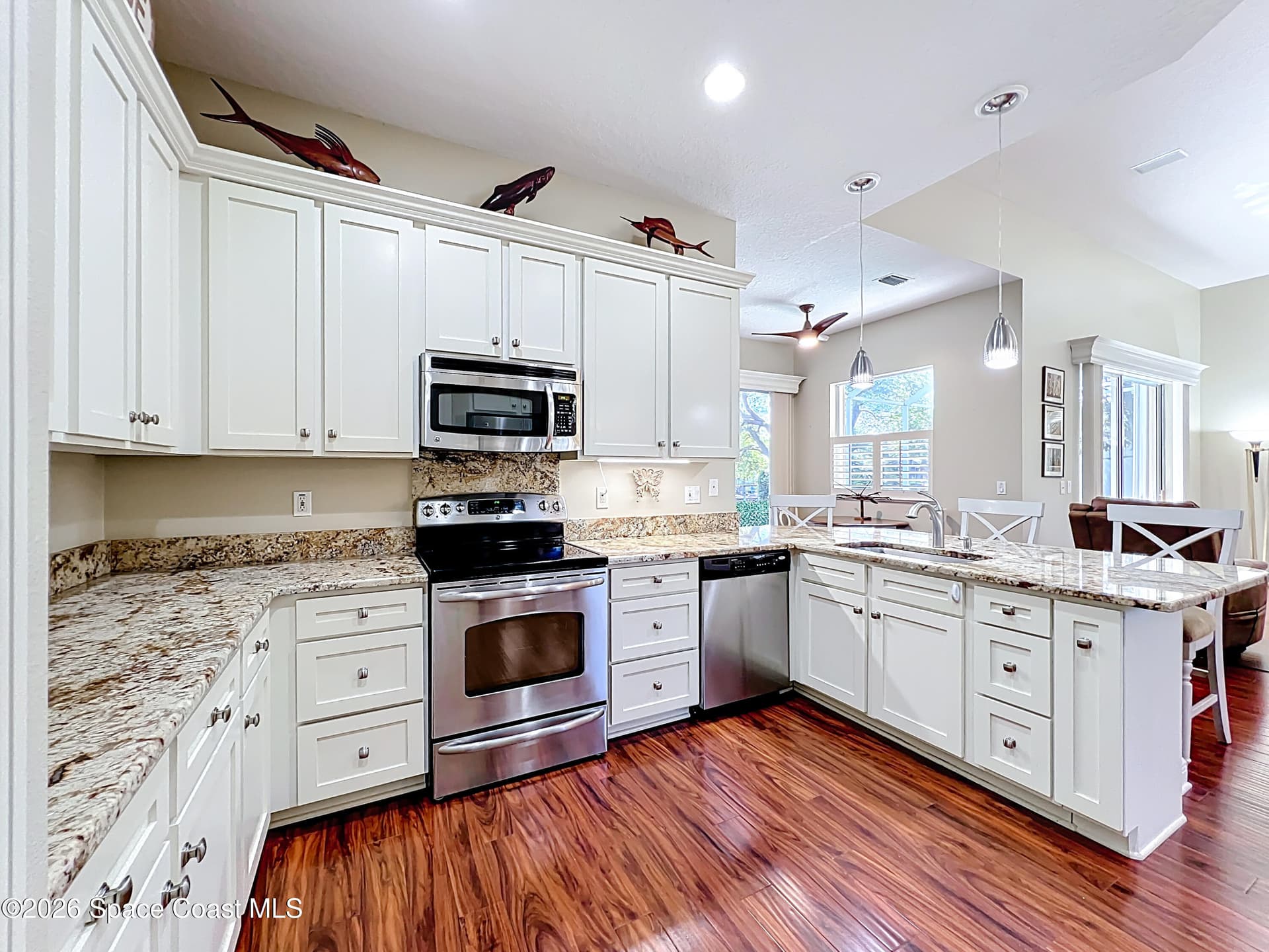 383 Pentland Drive photo 15