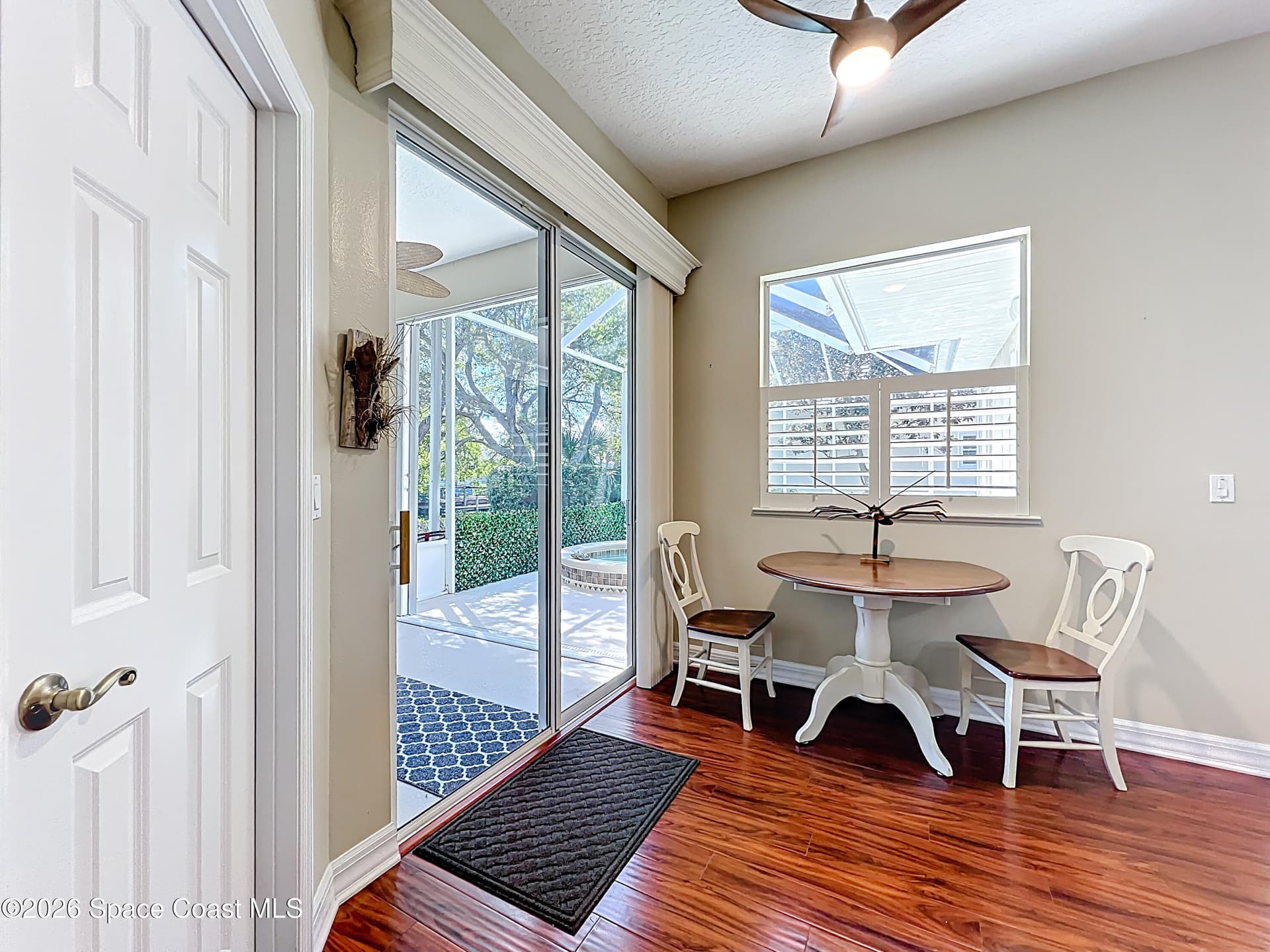 383 Pentland Drive photo 21