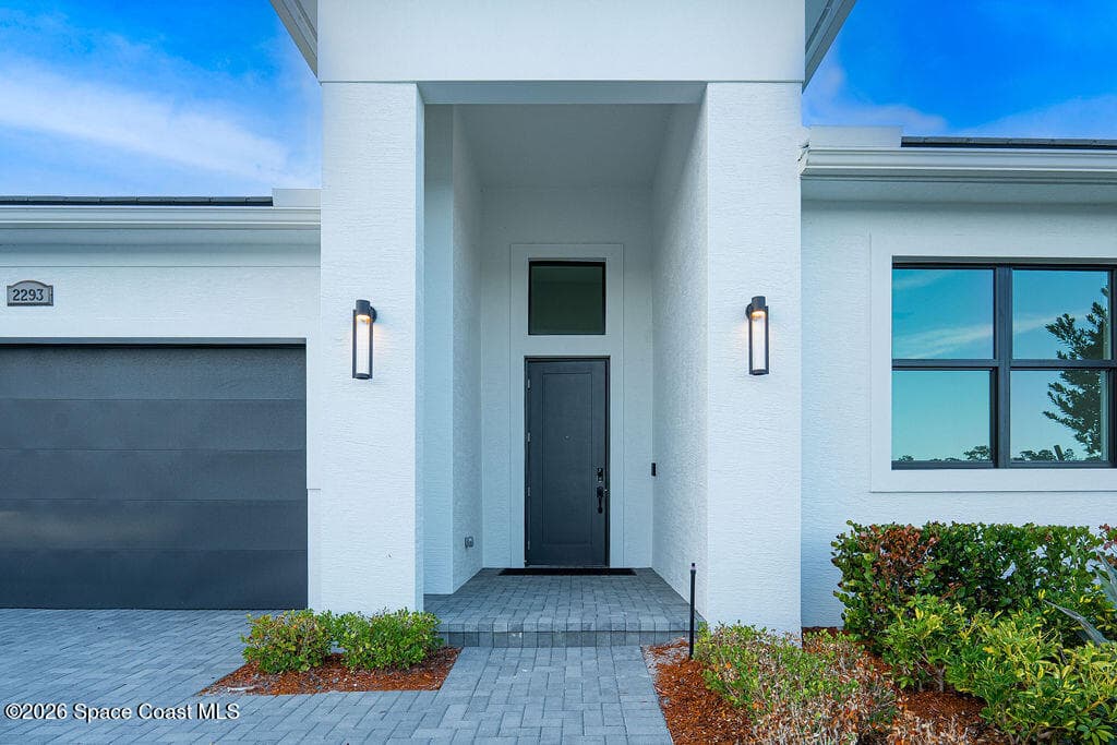 2293 SE Canopy Cove Lane photo 6