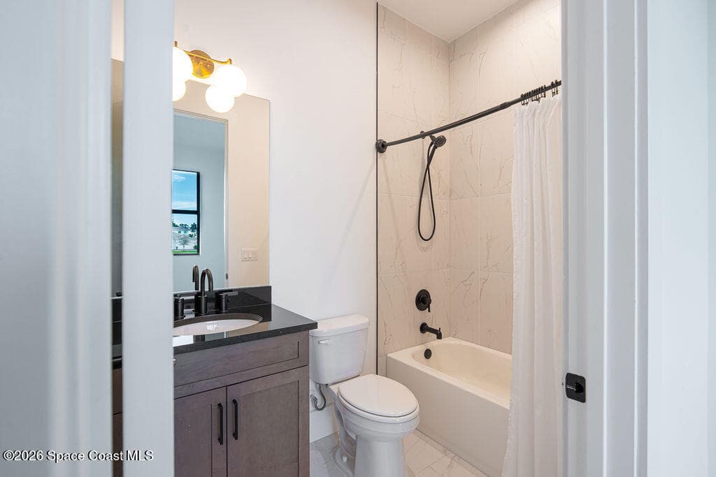 2293 SE Canopy Cove Lane photo 11