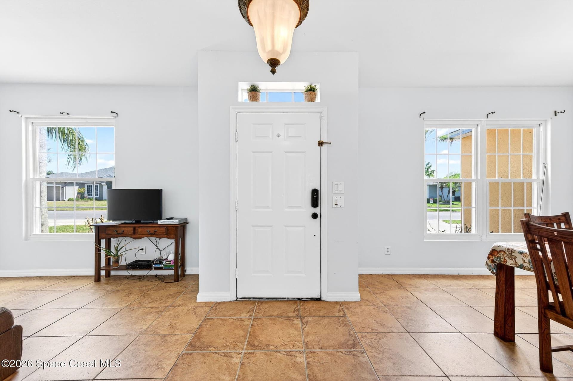 4021 Caparosa Circle photo 4