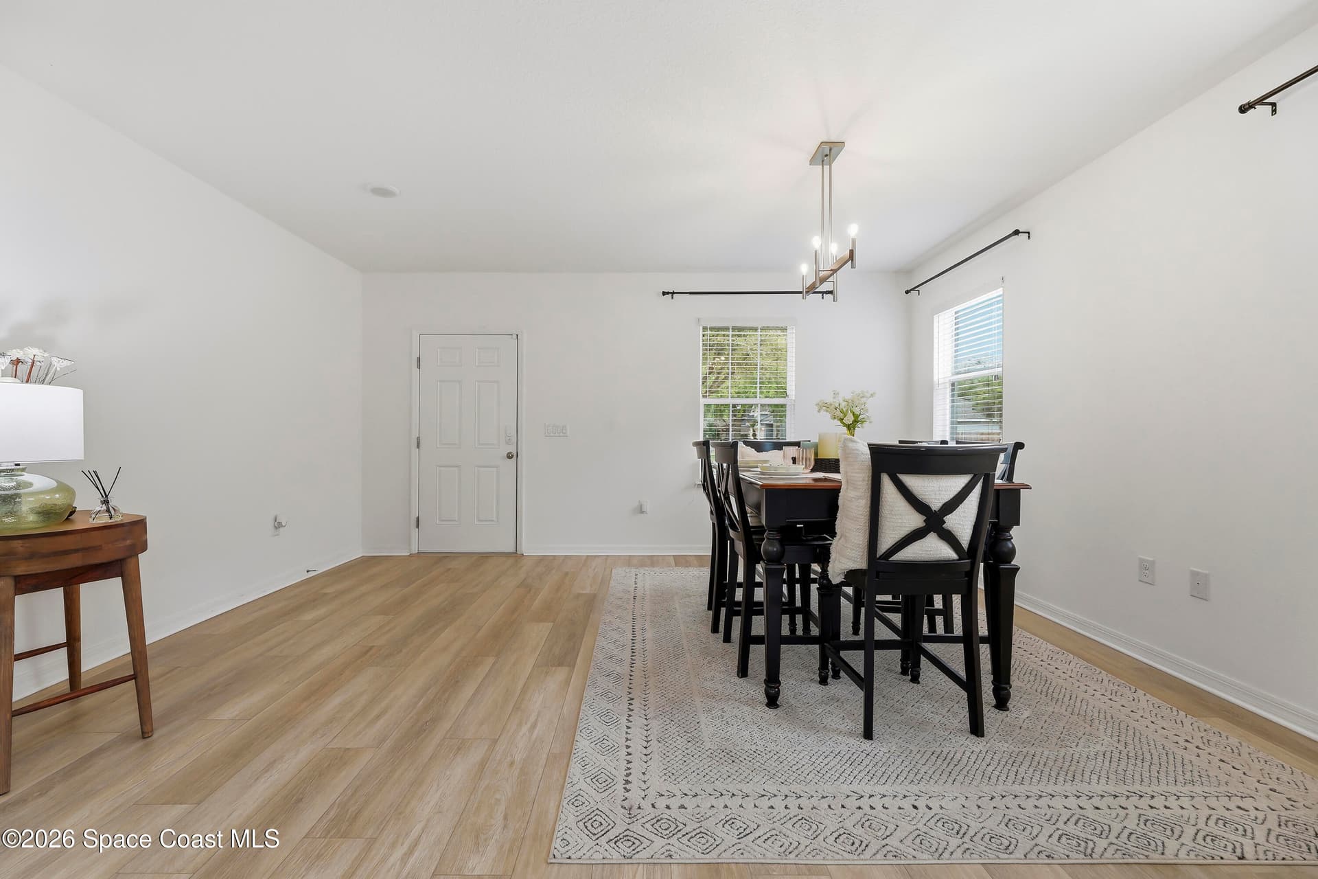 5573 Reagan Avenue photo 6