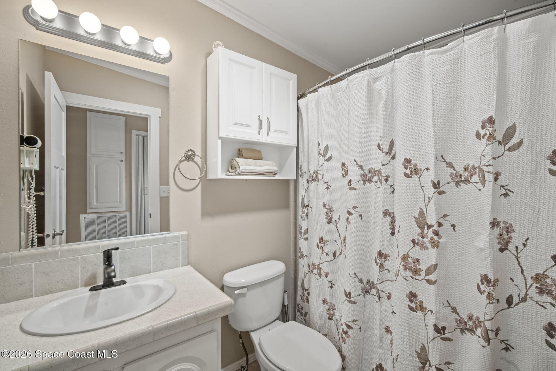 2966 Indian River Drive NE photo 5