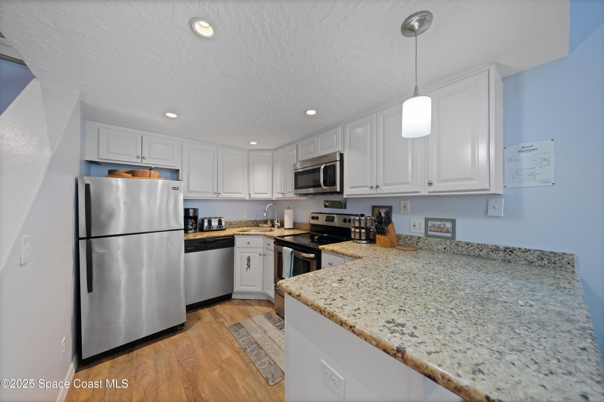 8600 Ridgewood Avenue 1308 photo 15
