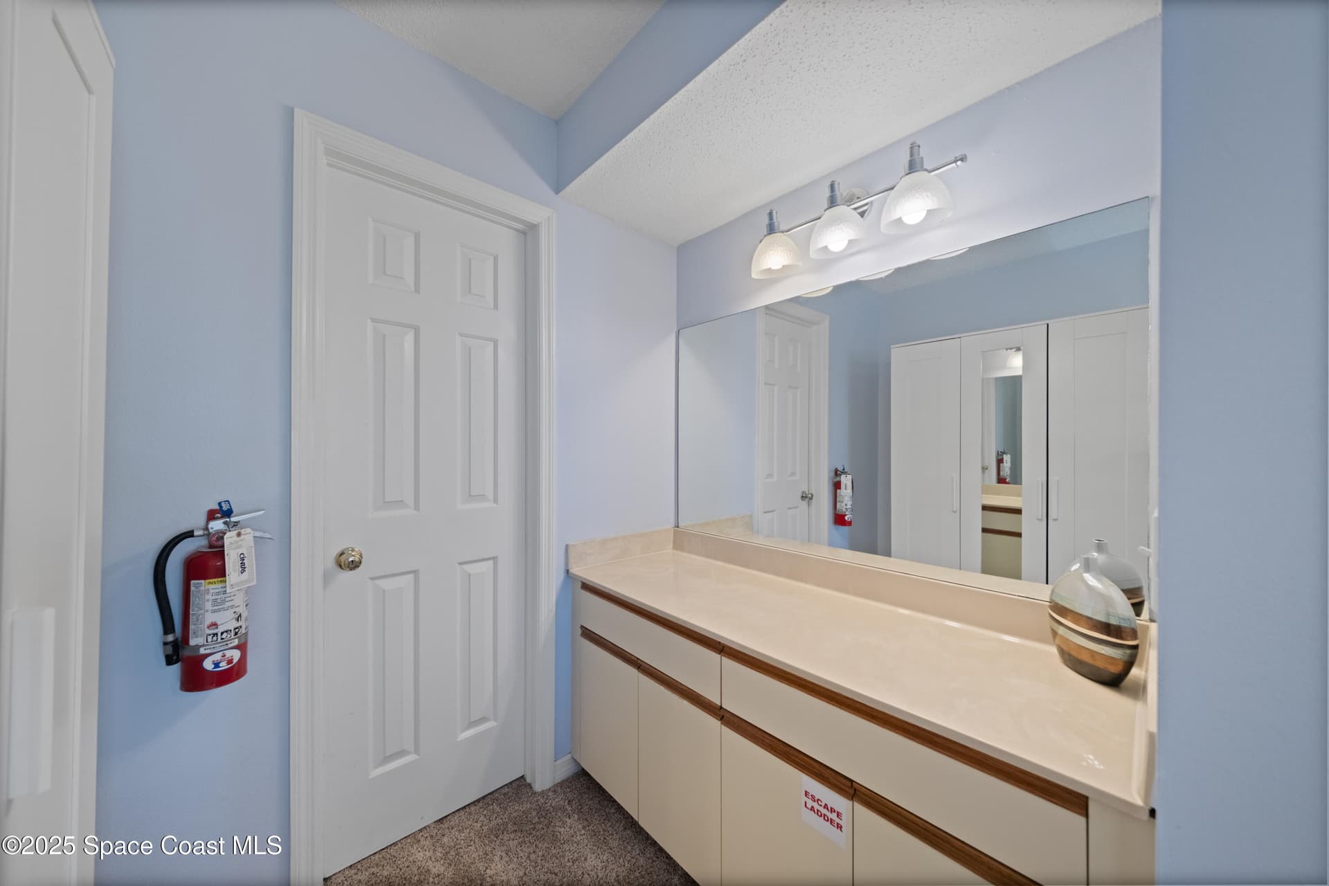 8600 Ridgewood Avenue 1308 photo 21