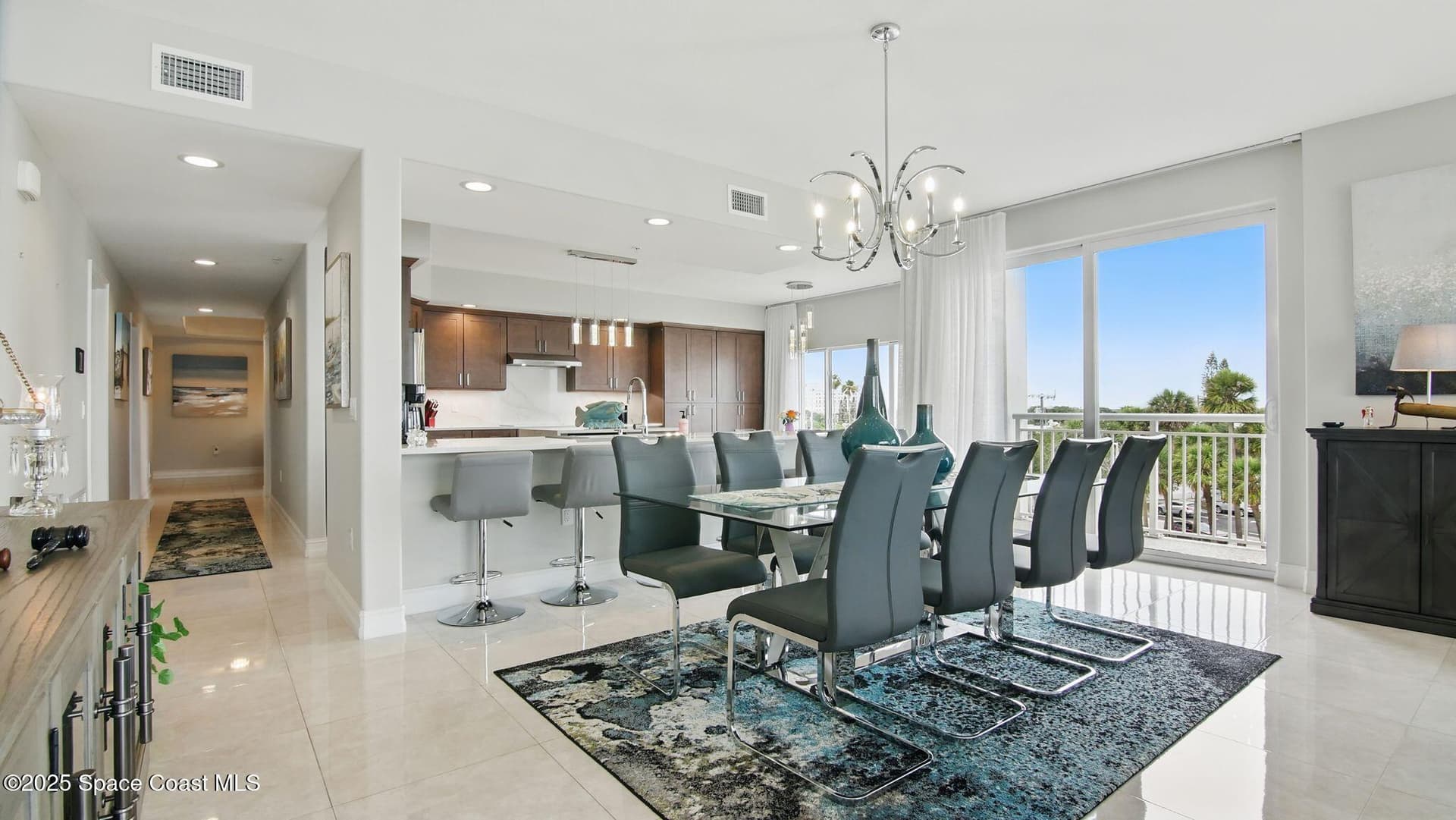 1435 S Harbor City Boulevard 401 photo 4
