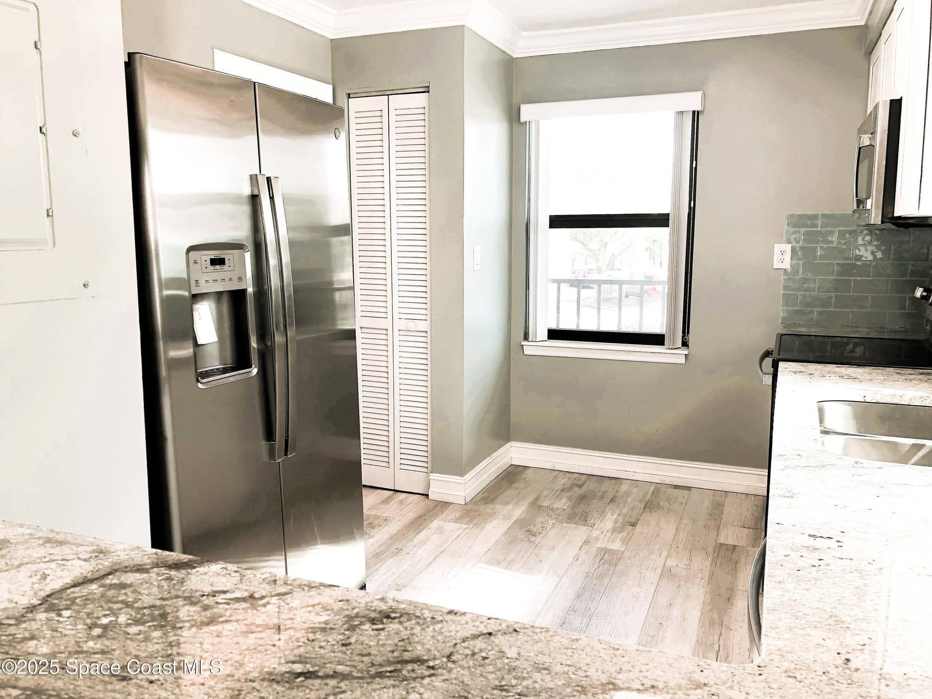 201 International Drive 226 photo 14
