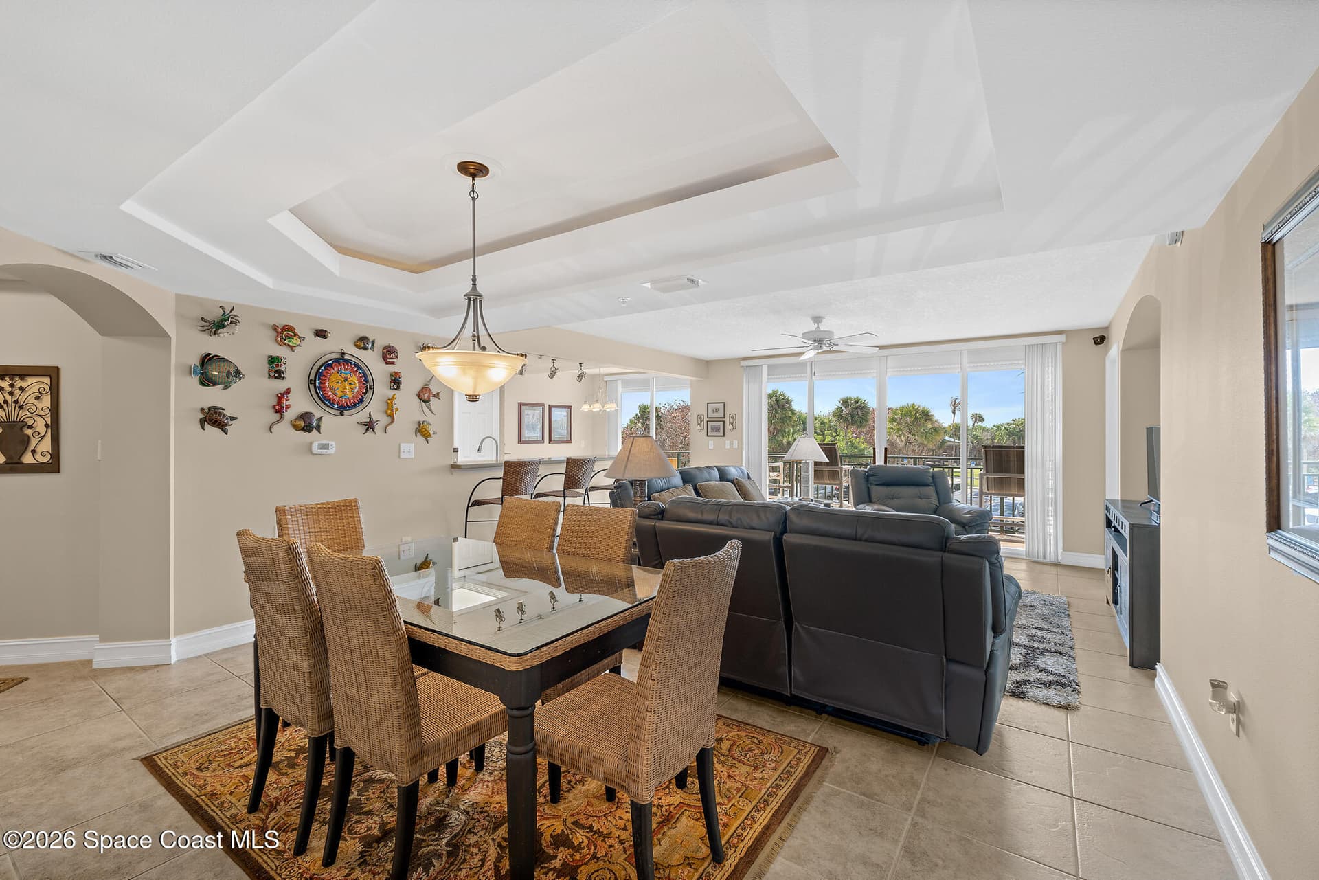 8472 Ridgewood Avenue 201 photo 5