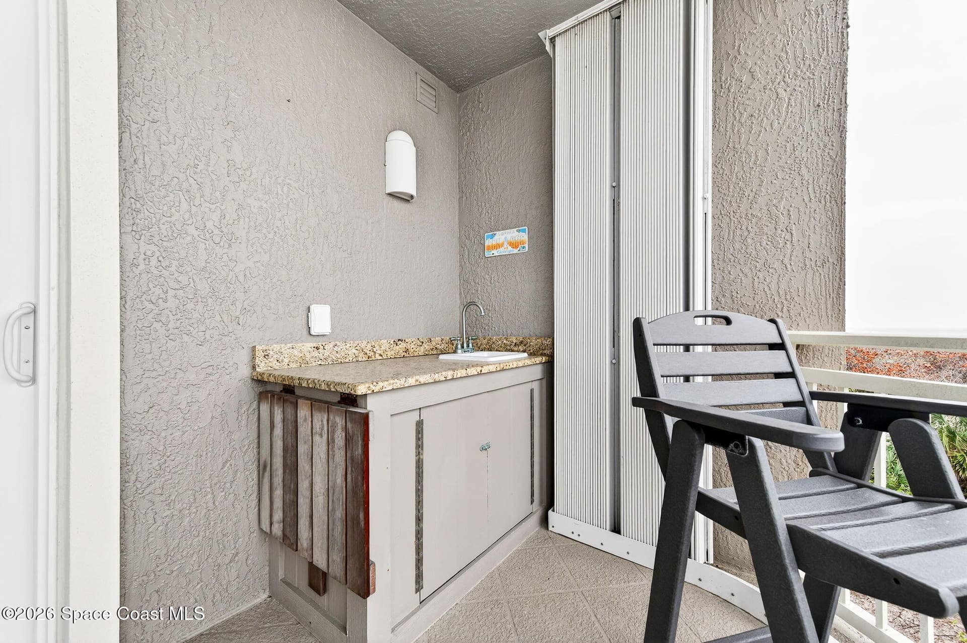 2465 S Atlantic Avenue 402 photo 12