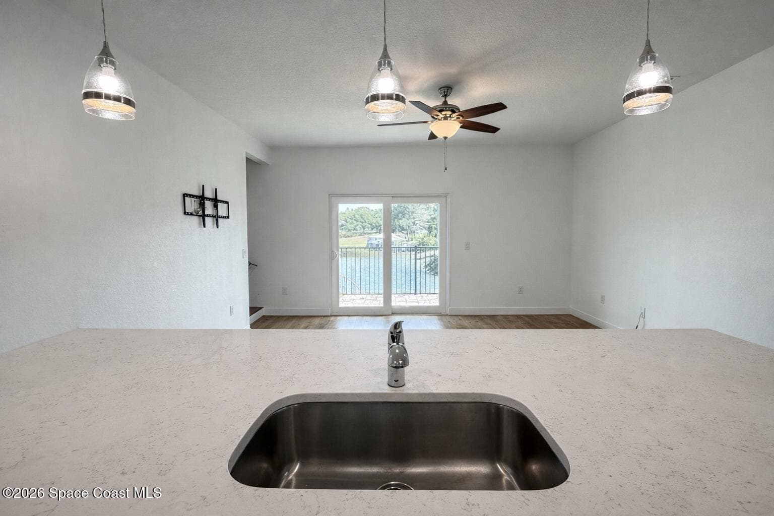 913 Paddleboard Court photo 8