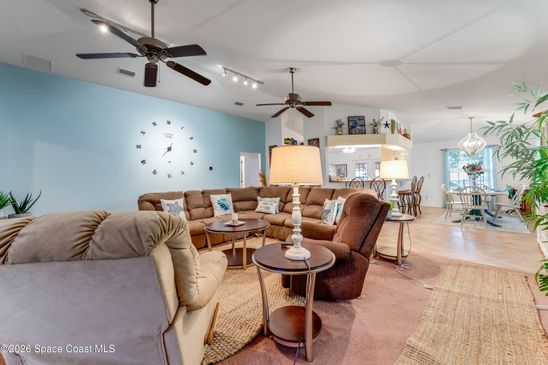 235 Randle Avenue photo 5