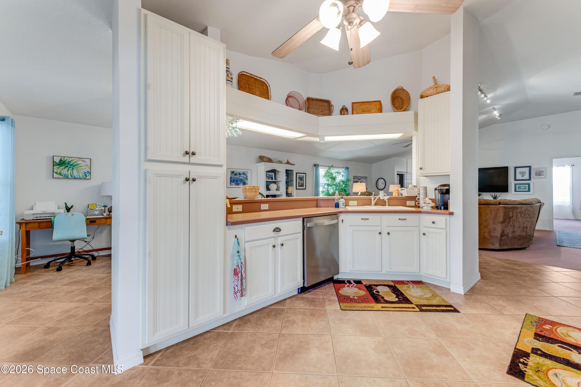235 Randle Avenue photo 10