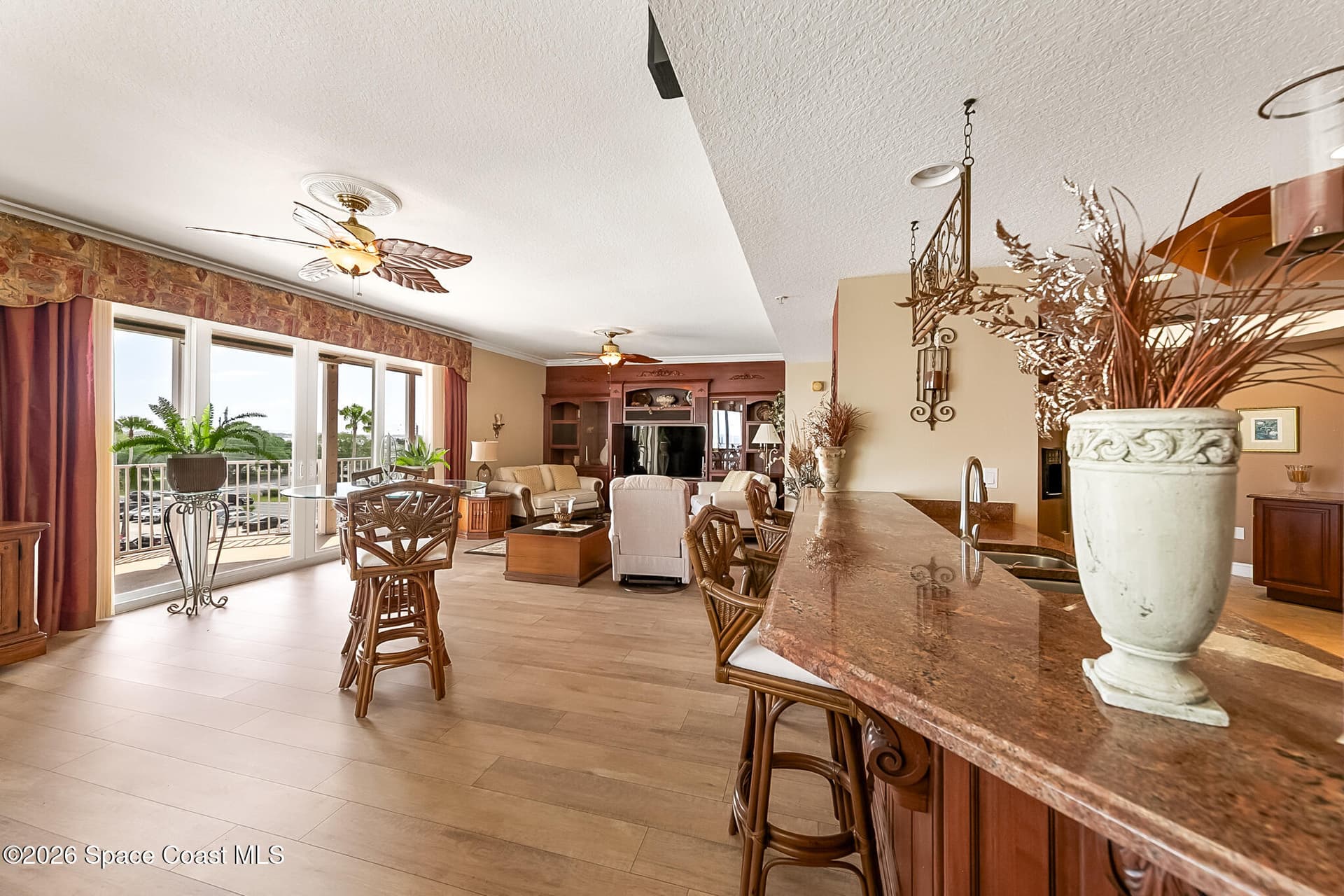 93 Delannoy Avenue 406 photo 23