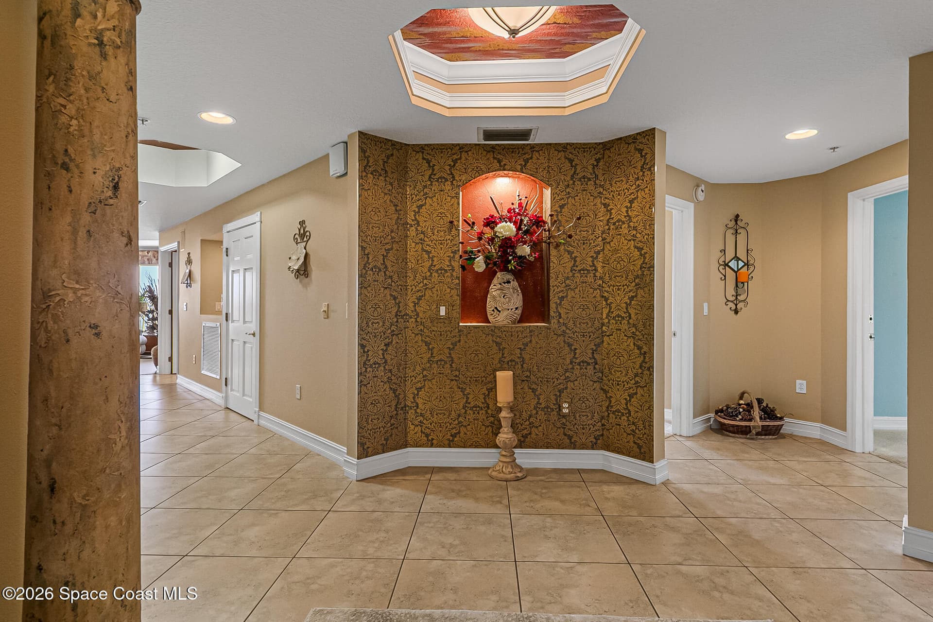 93 Delannoy Avenue 406 photo 5