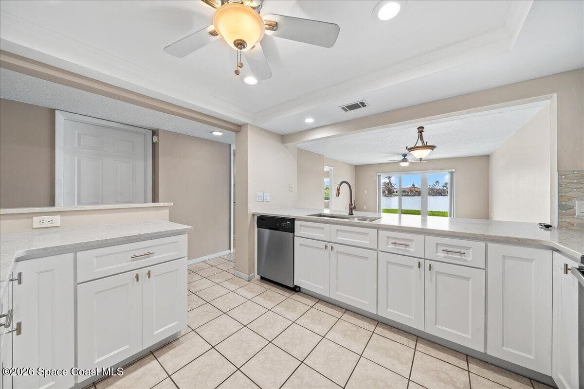 1700 Commodore Boulevard 1103 photo 8
