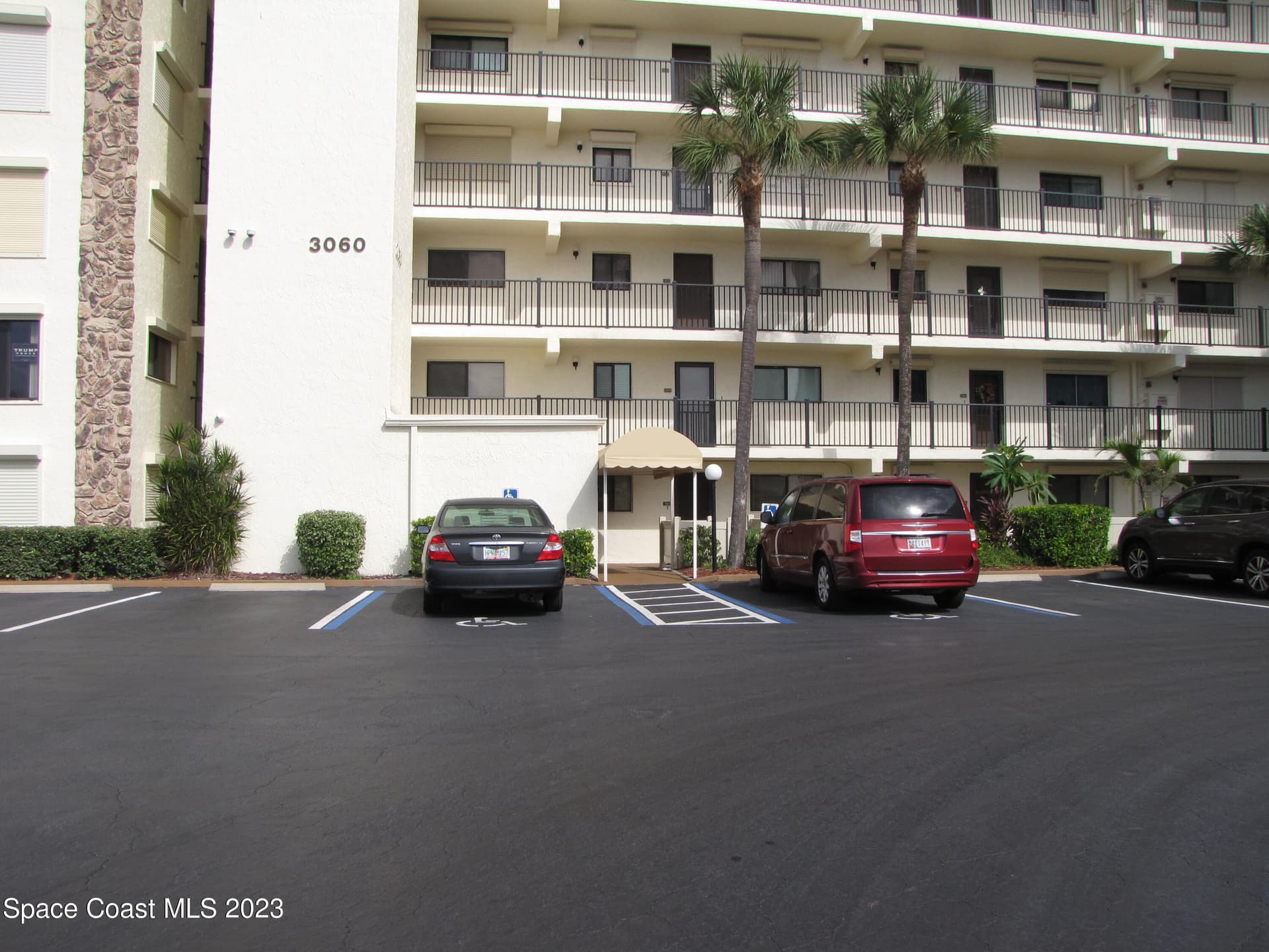 3060 N Atlantic Avenue 103 photo 1