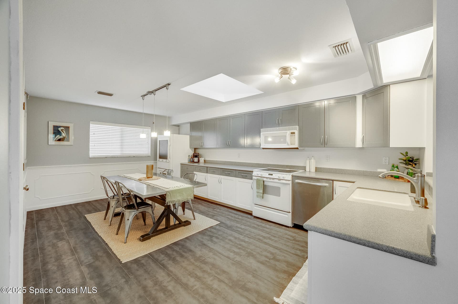 3319 Kirkland Road NE photo 2