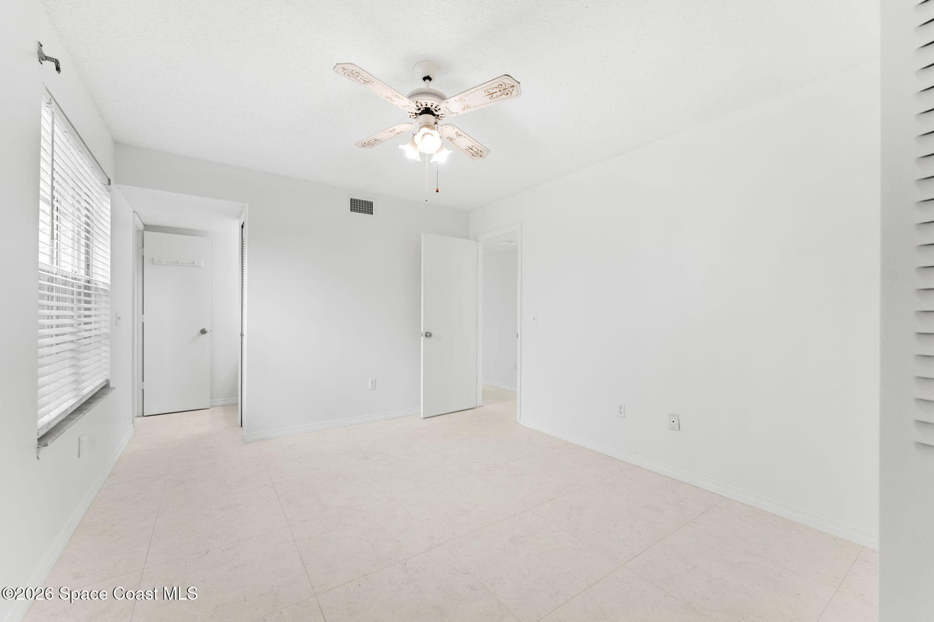 7310 N Highway 1 101 photo 23